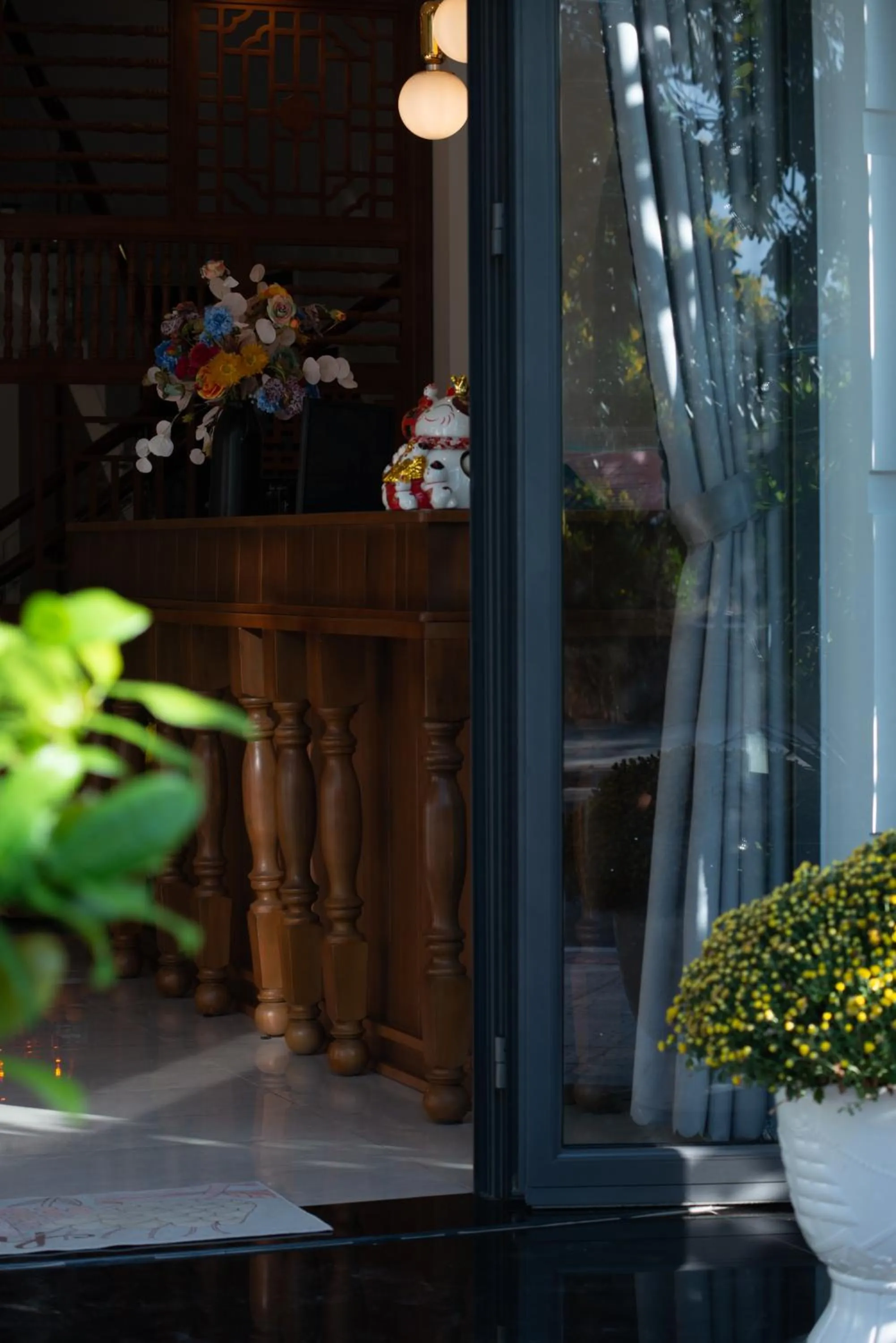 Lobby or reception in West Lake Hotel - Near Bai Dai Beach