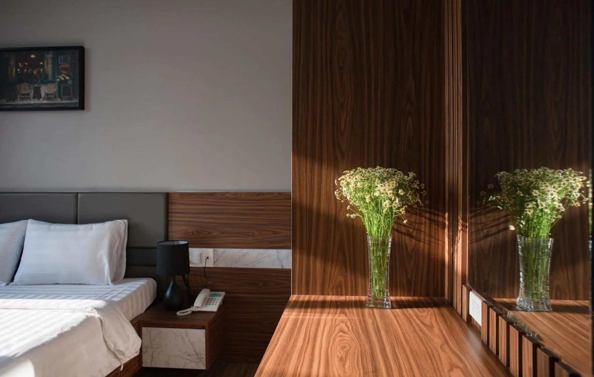 Bed in West Lake Hotel - Near Bai Dai Beach