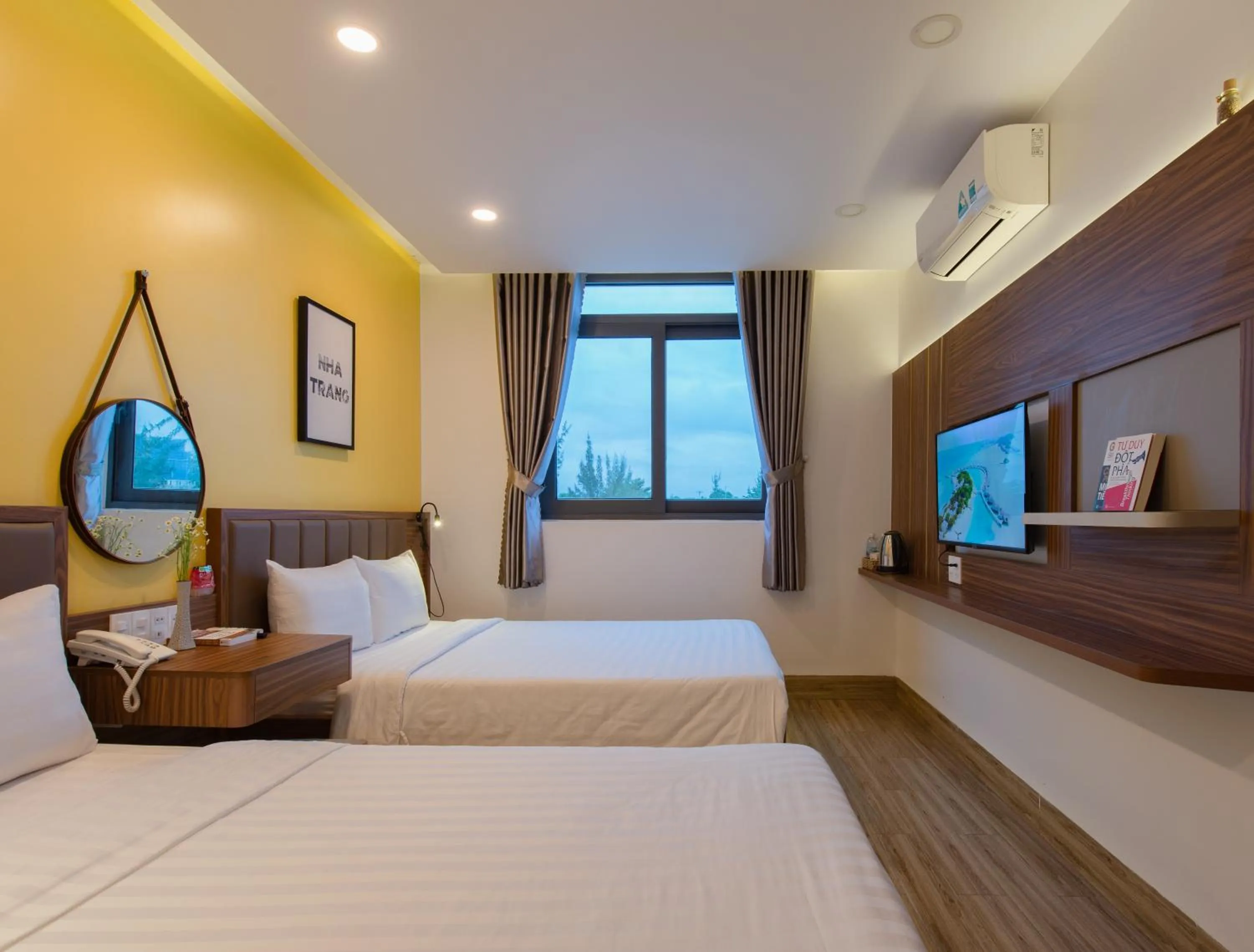 View (from property/room), Bed in West Lake Hotel - Near Bai Dai Beach