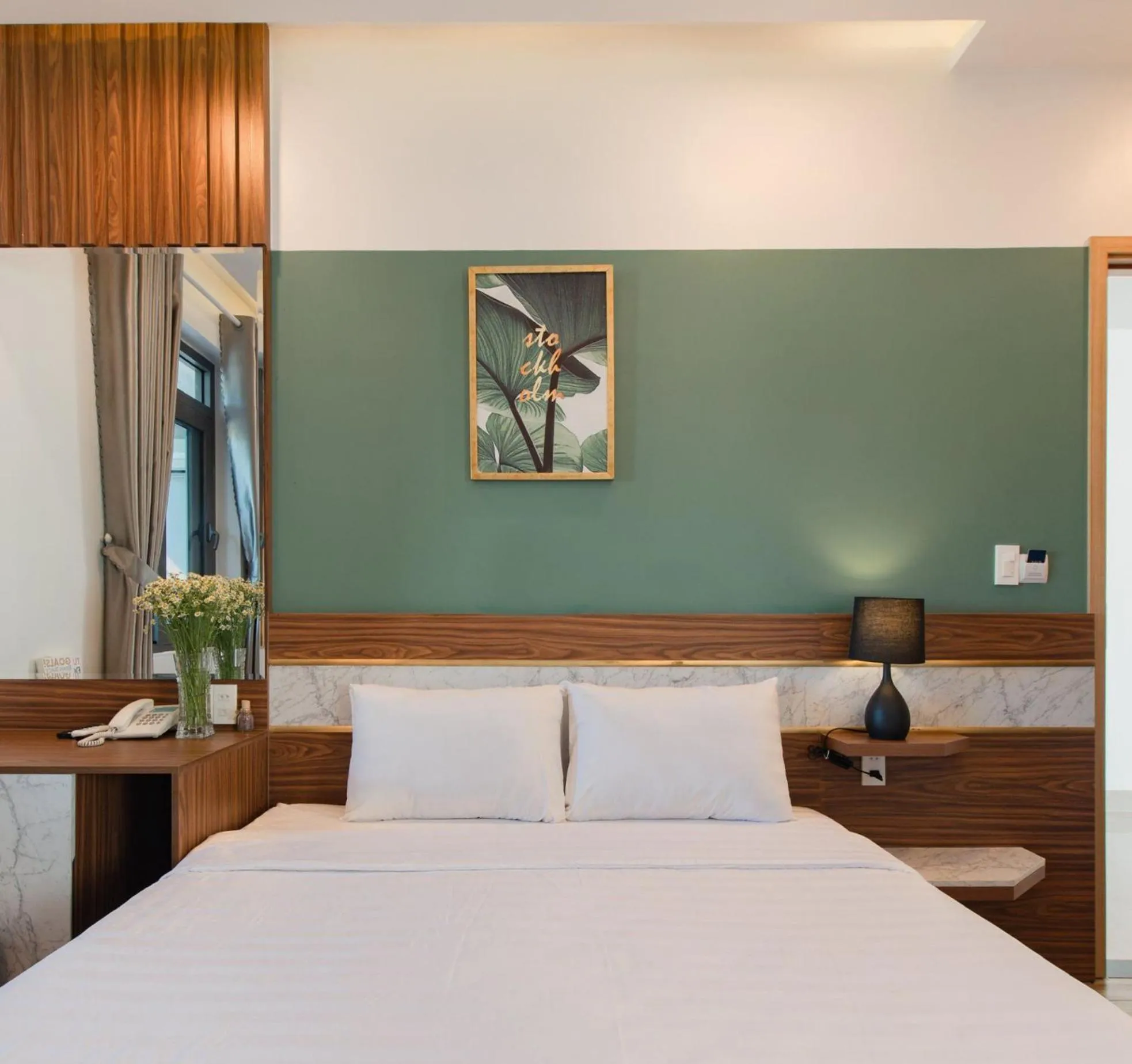 Bed in West Lake Hotel - Near Bai Dai Beach