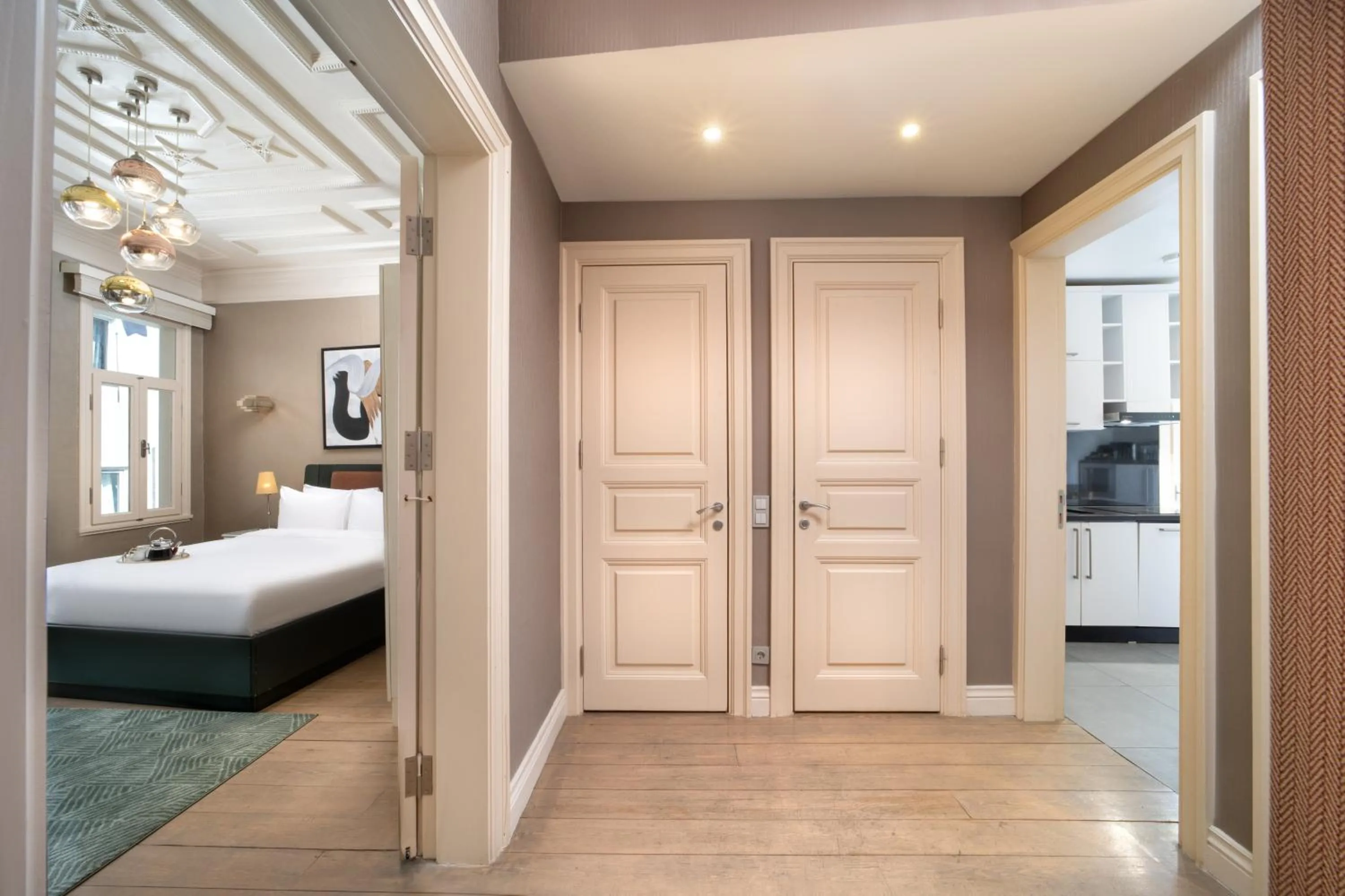 Massage, Bed in Catch Sultanahmet-Special Class