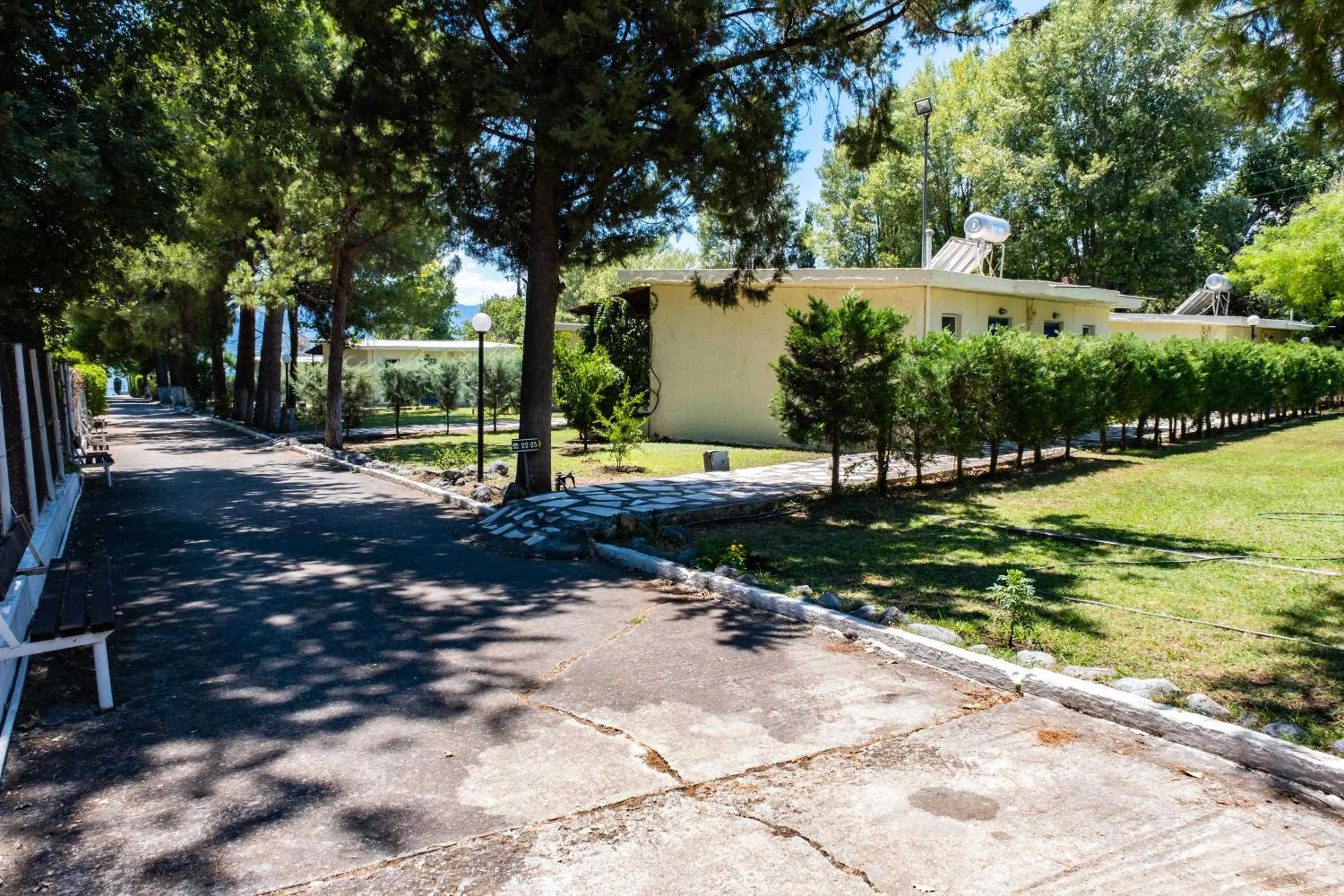 Patio in Tsamadanis Hotel & Bungalows Friends Family