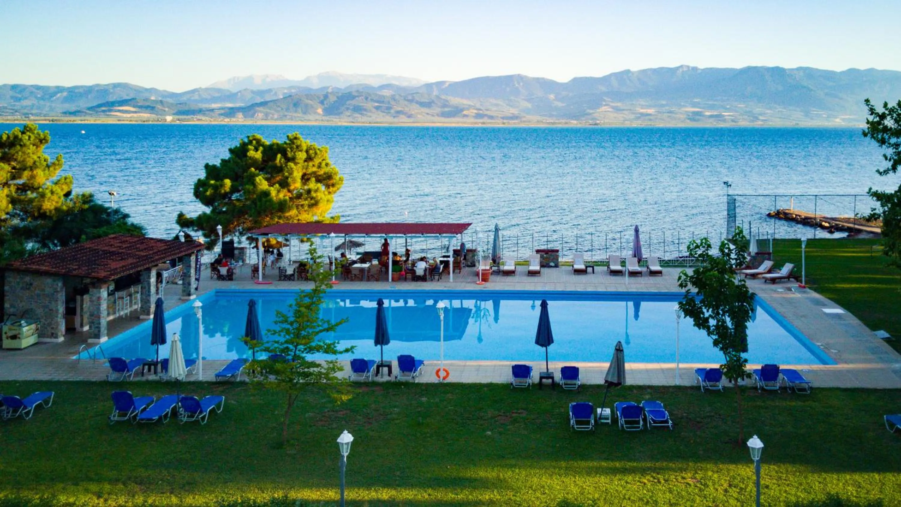 Pool view in Tsamadanis Hotel & Bungalows Friends Family