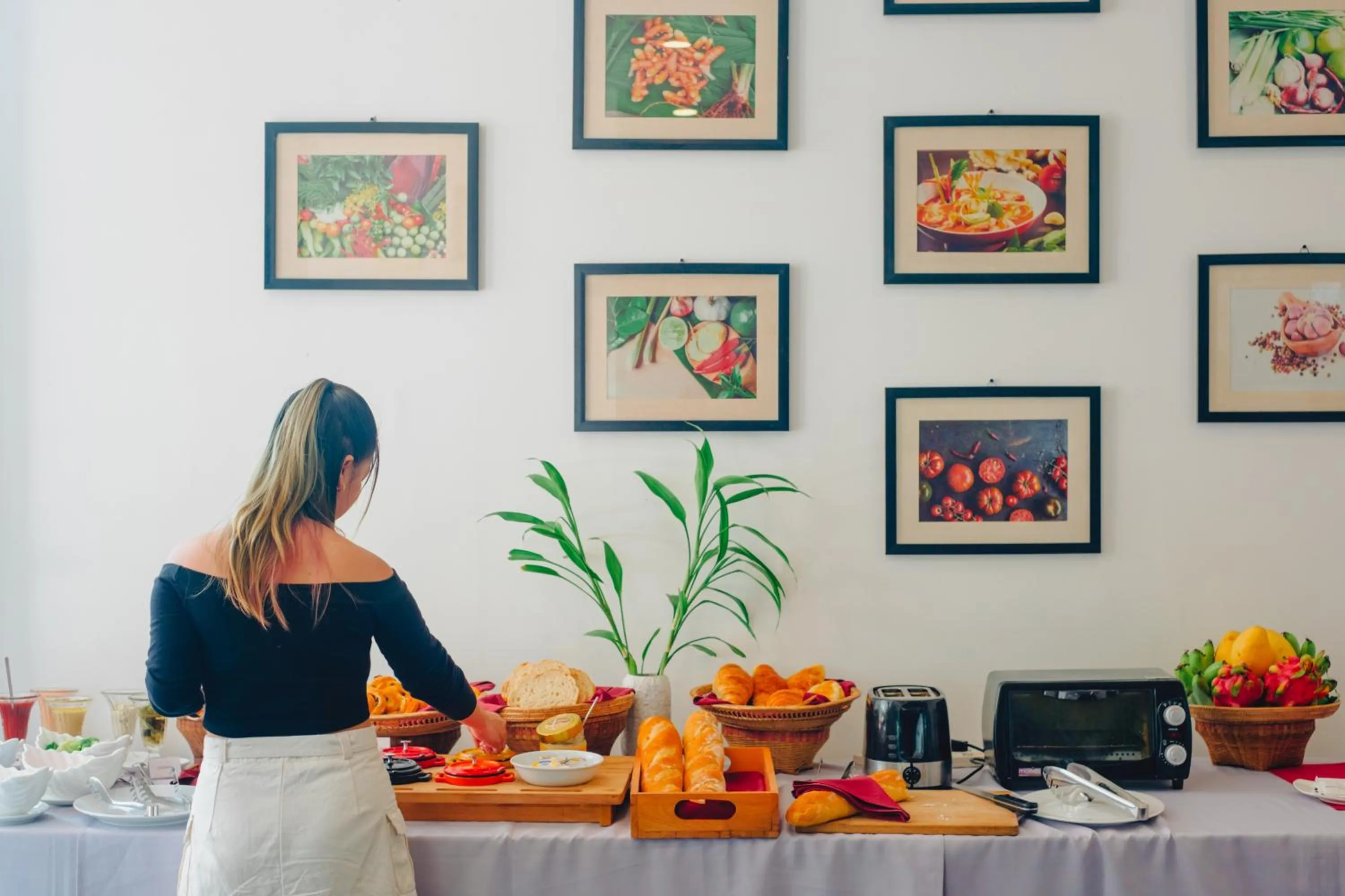 Breakfast in Angkor Aurora