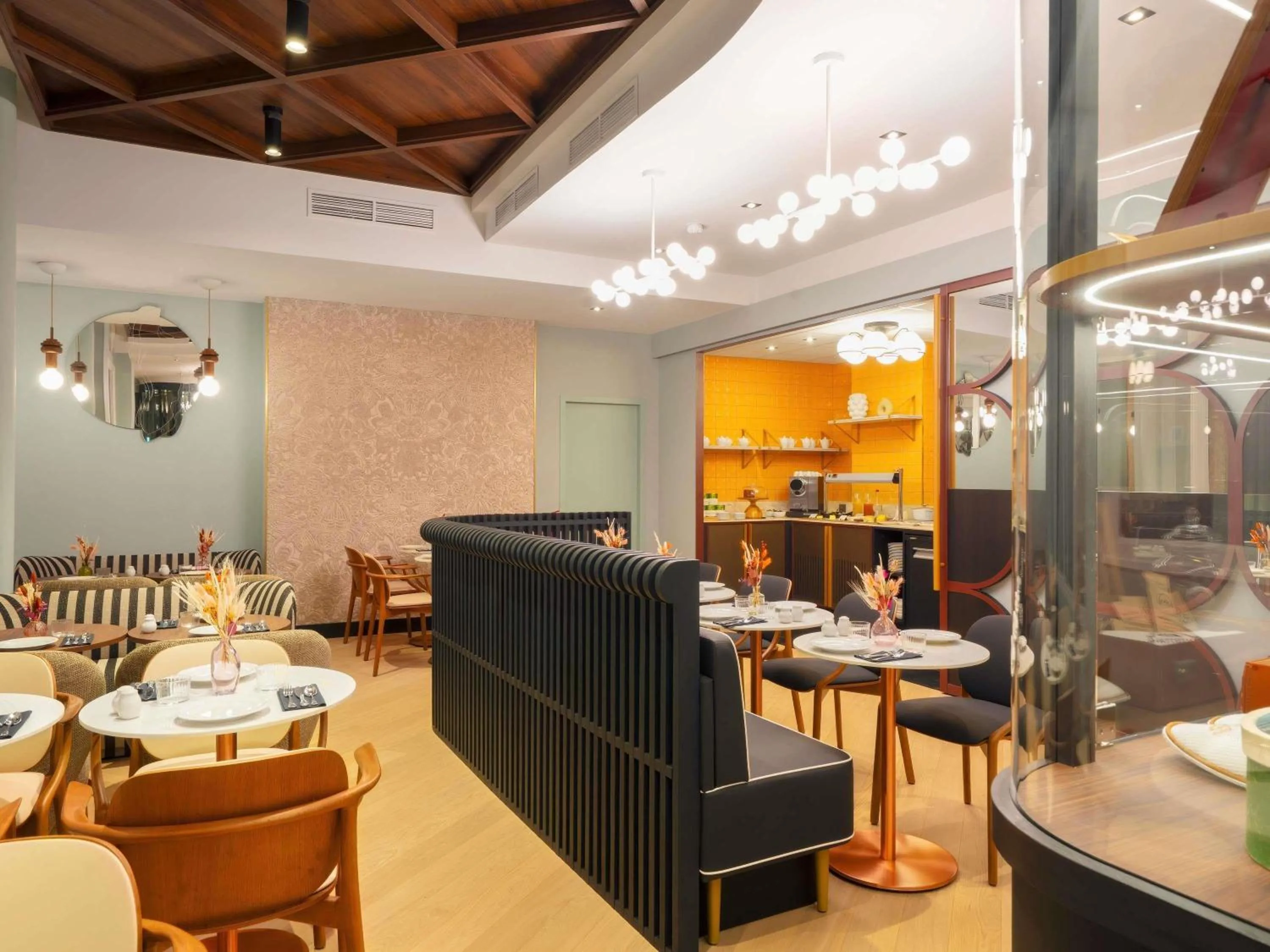 Breakfast in Grand Hotel des Brotteaux Lyon Ctre - Handwritten Collection