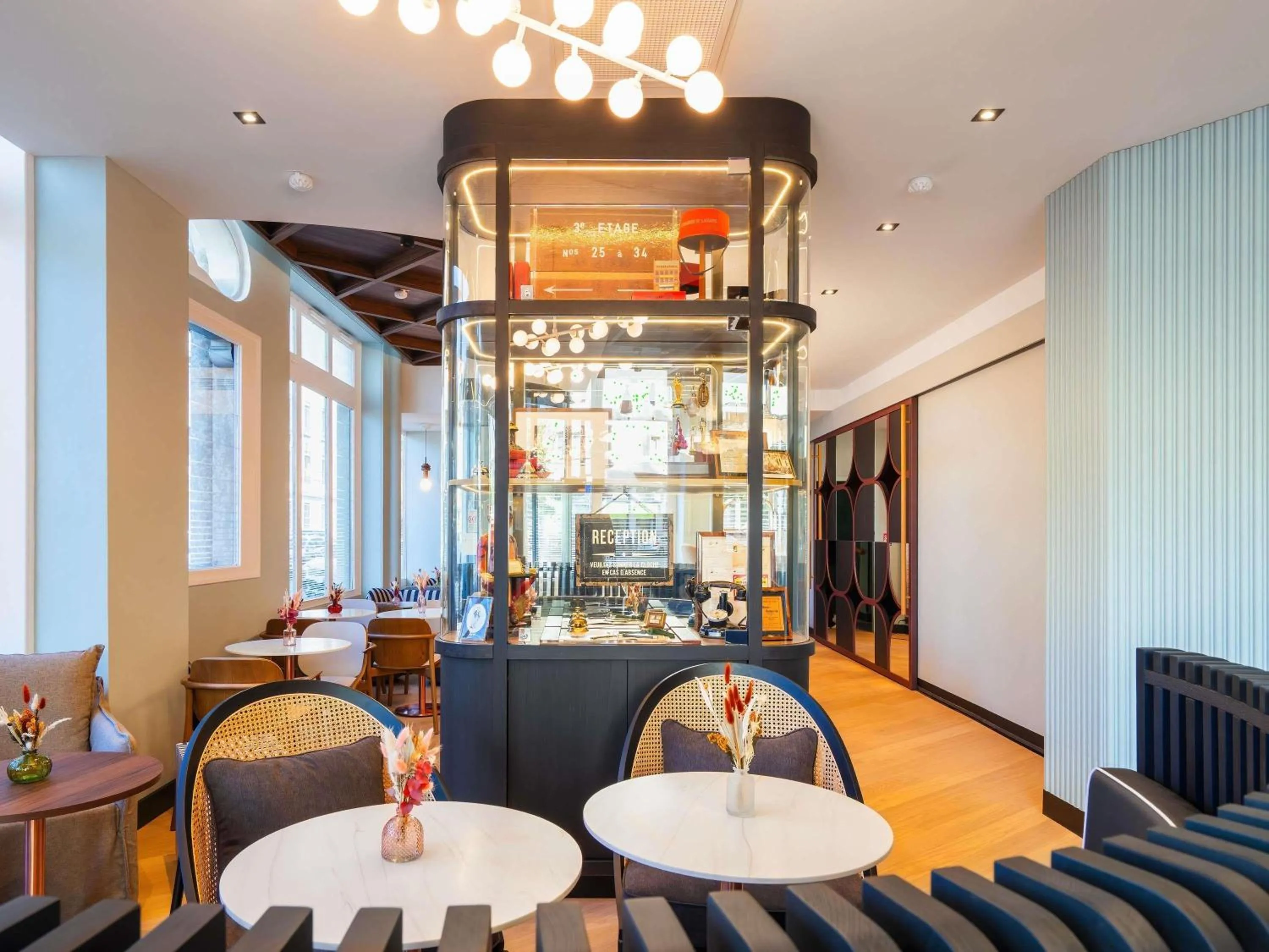 Business facilities in Grand Hotel des Brotteaux Lyon Ctre - Handwritten Collection