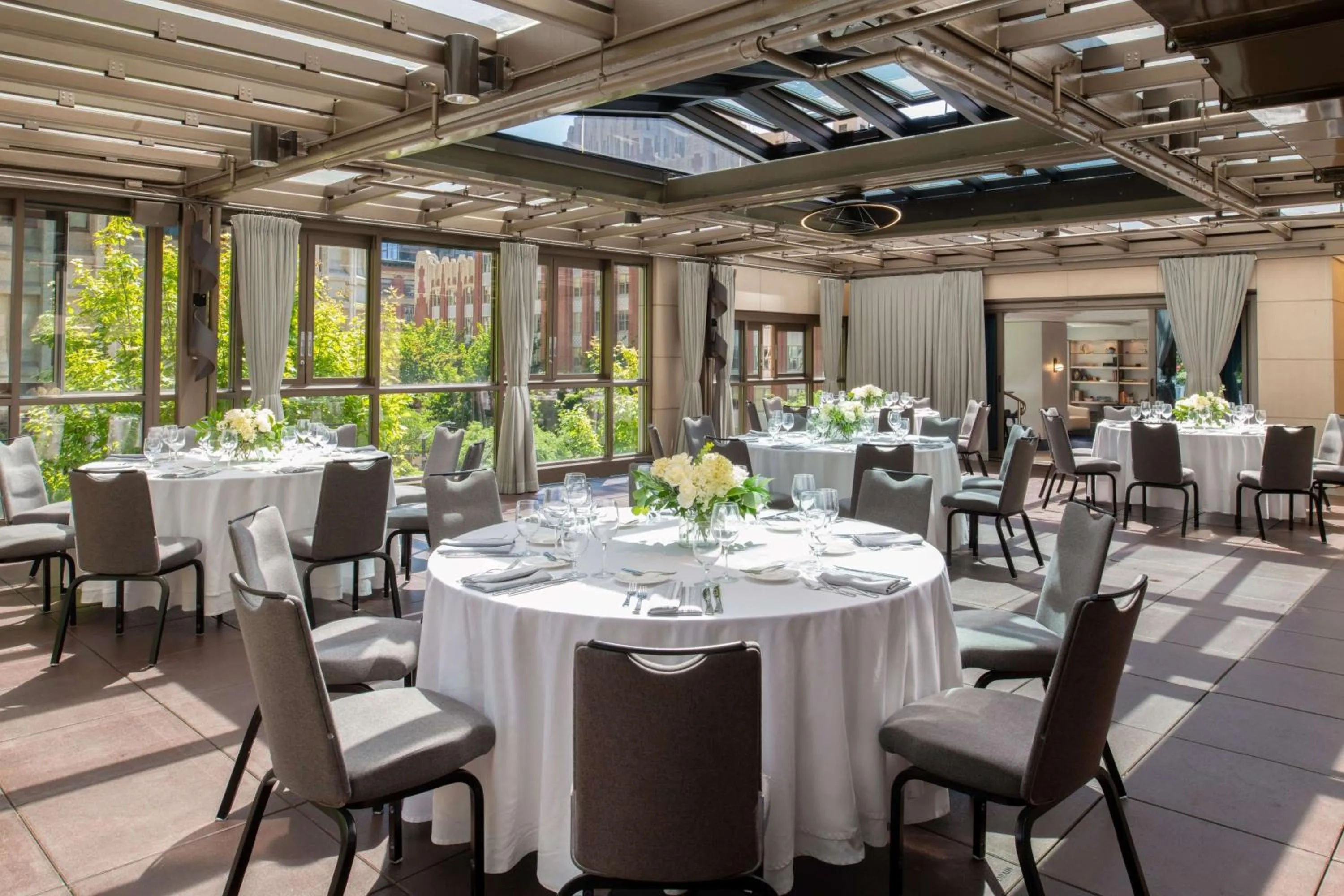 Meeting/conference room in Hotel 1000, LXR Hotels & Resorts