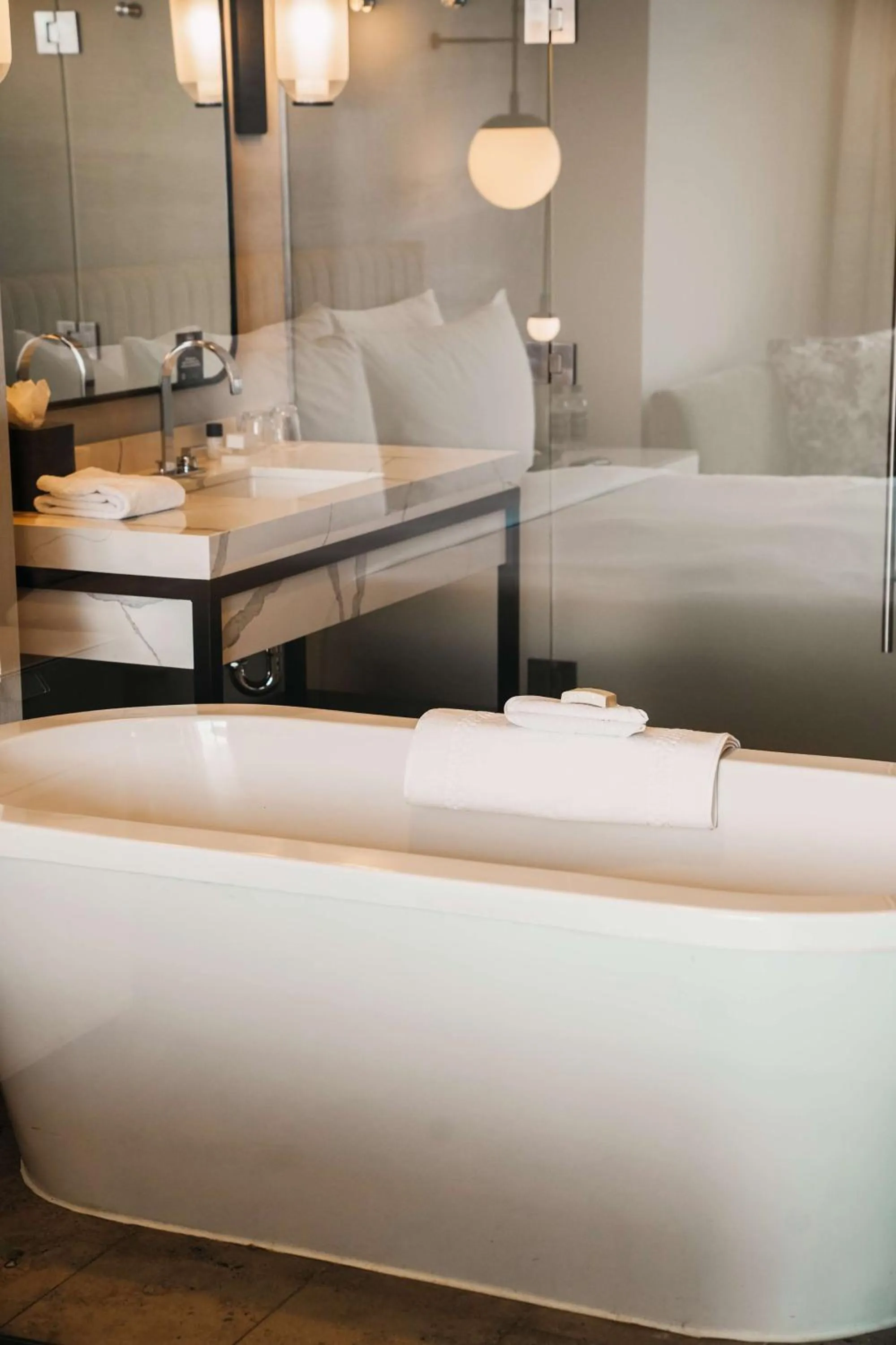 Bathroom, Bed in Hotel 1000, LXR Hotels & Resorts