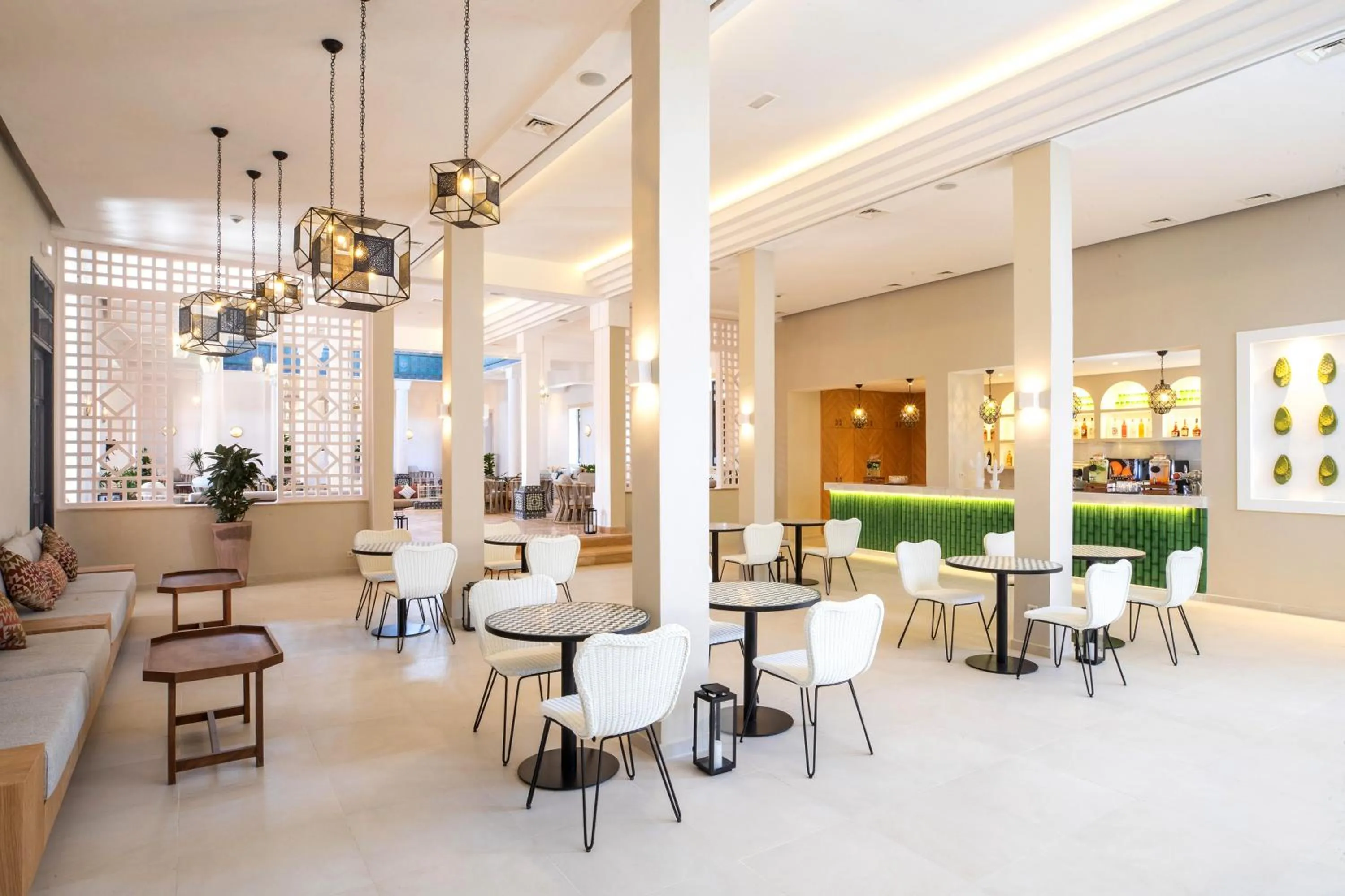 Dining area in Sol Oasis Marrakech