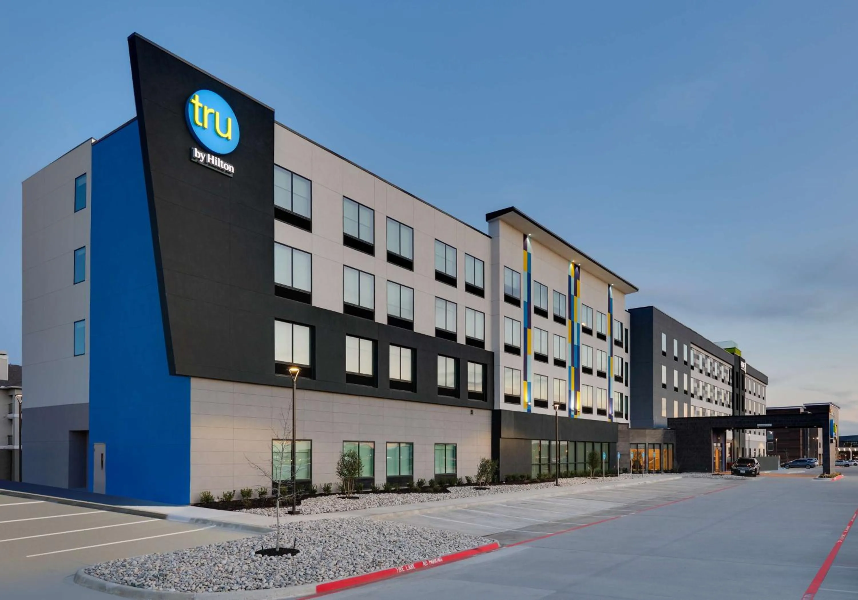 Property building in Home2 Suites By Hilton Euless Dfw West, Tx