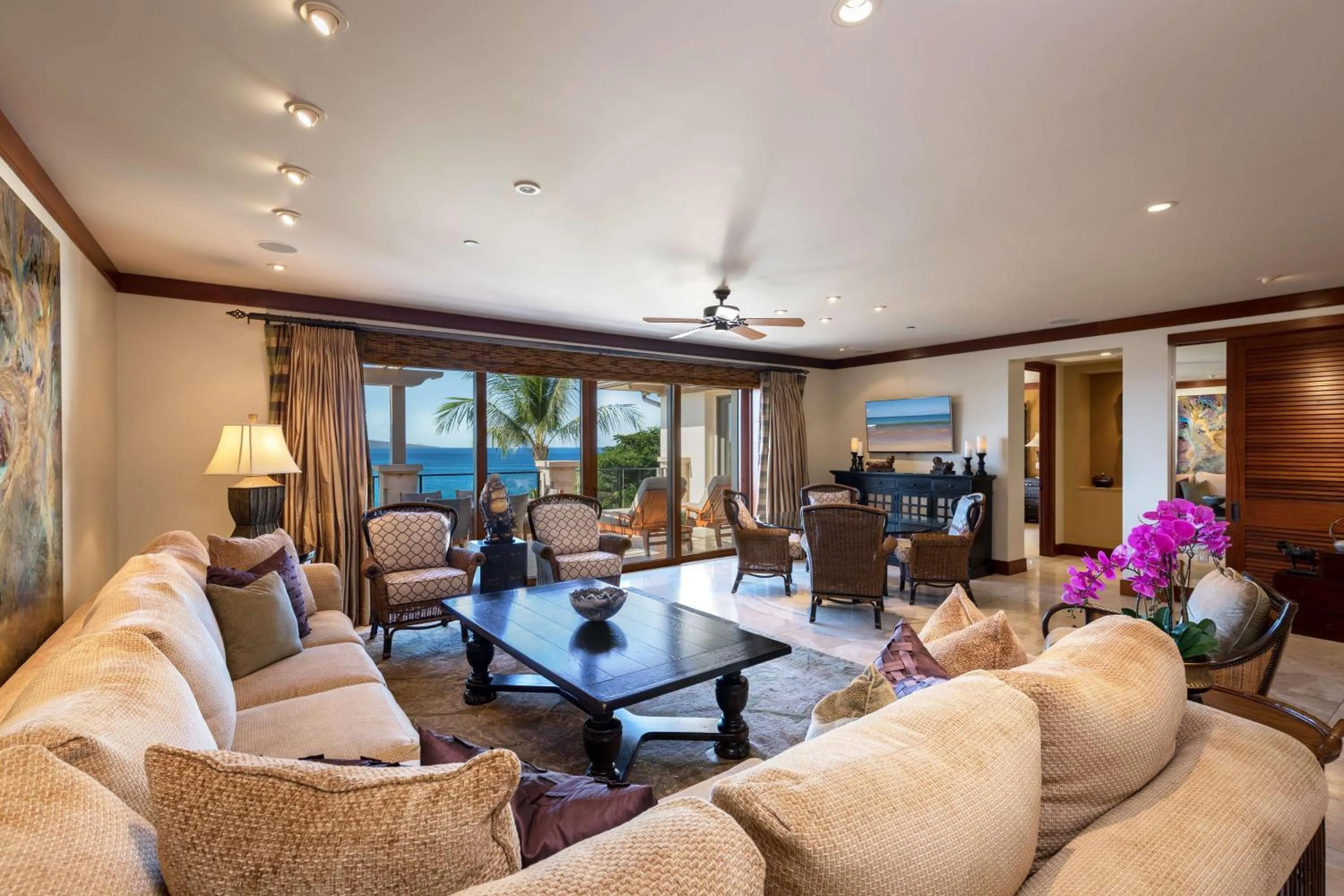 Photo of the whole room in Wailea Beach Villas