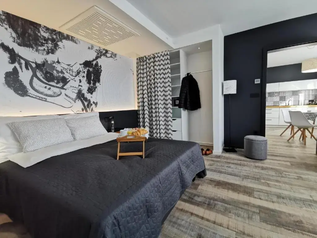 Deluxe One-Bedroom Apartment in Hotel CityMap Maribor Deluxe One-Bedroom Apartment in Hotel CityMap Maribor