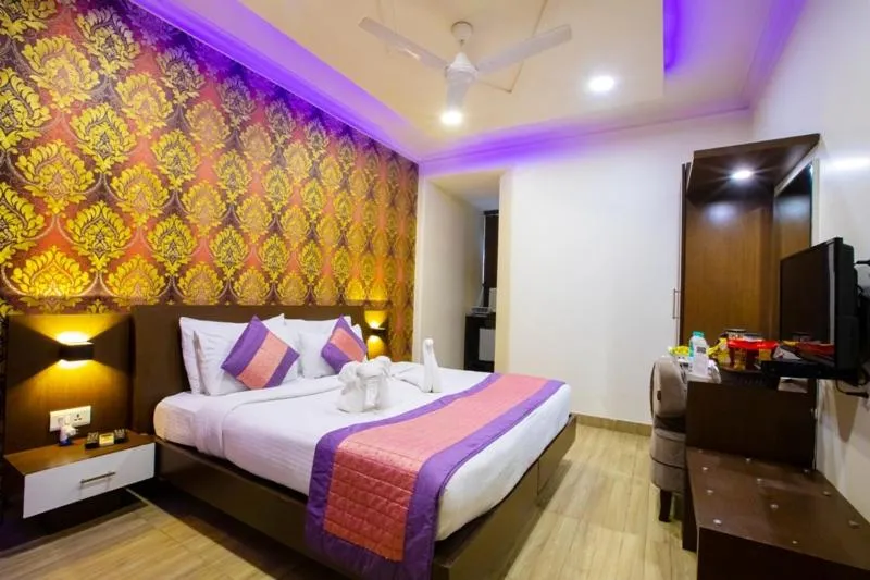 Bed in HOTEL SURYA INTERNATIONAL
