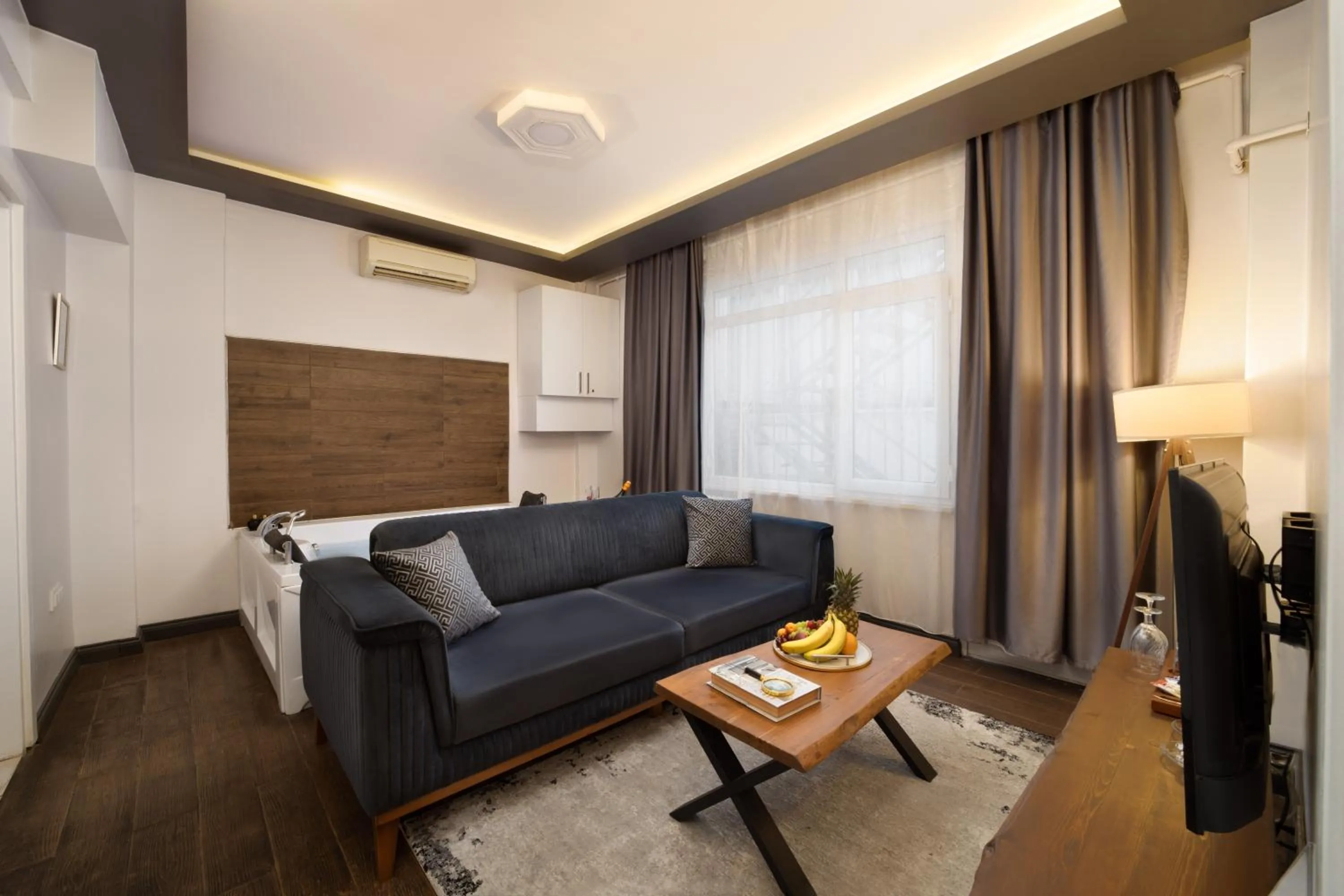 Living room, Bed in Bakırköy Zeugma Suit Otel