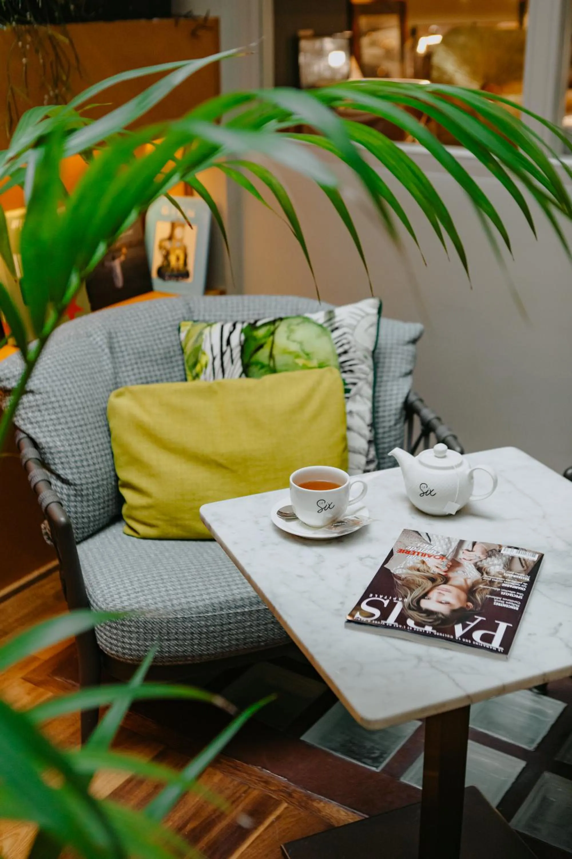 Lounge or bar in Hotel Le Six