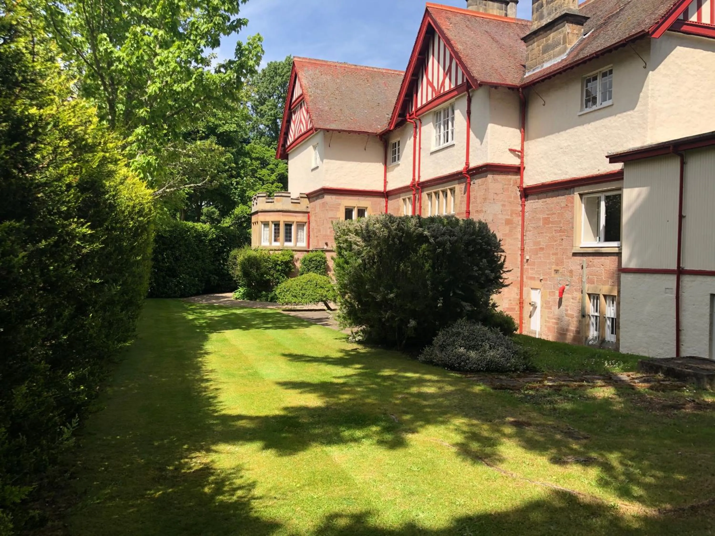 Garden in Rossal House Apartments, Inverness, Highlands