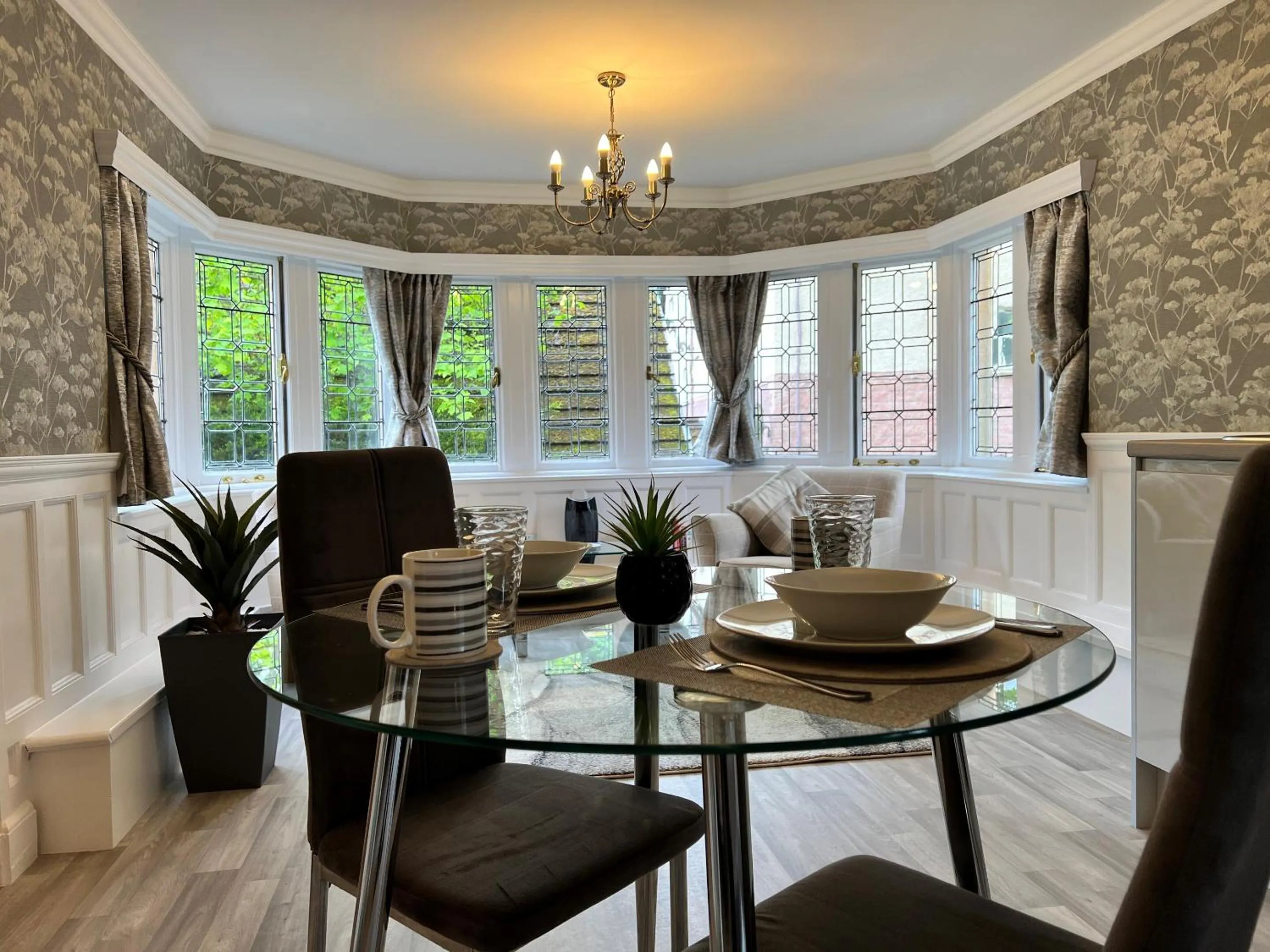 Dining area in Rossal House Apartments, Inverness, Highlands