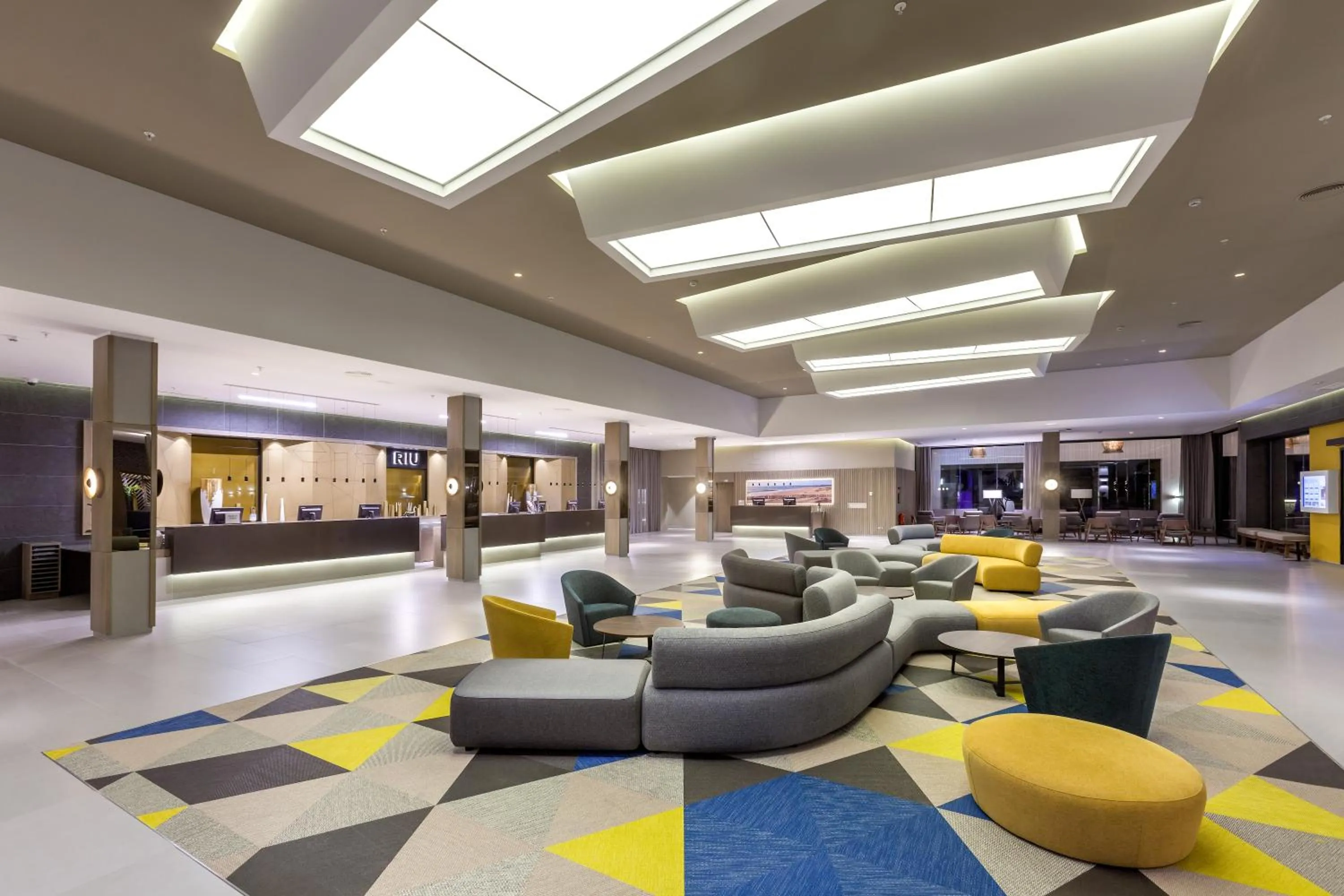 Lobby or reception in Hotel Riu Chiclana - All Inclusive