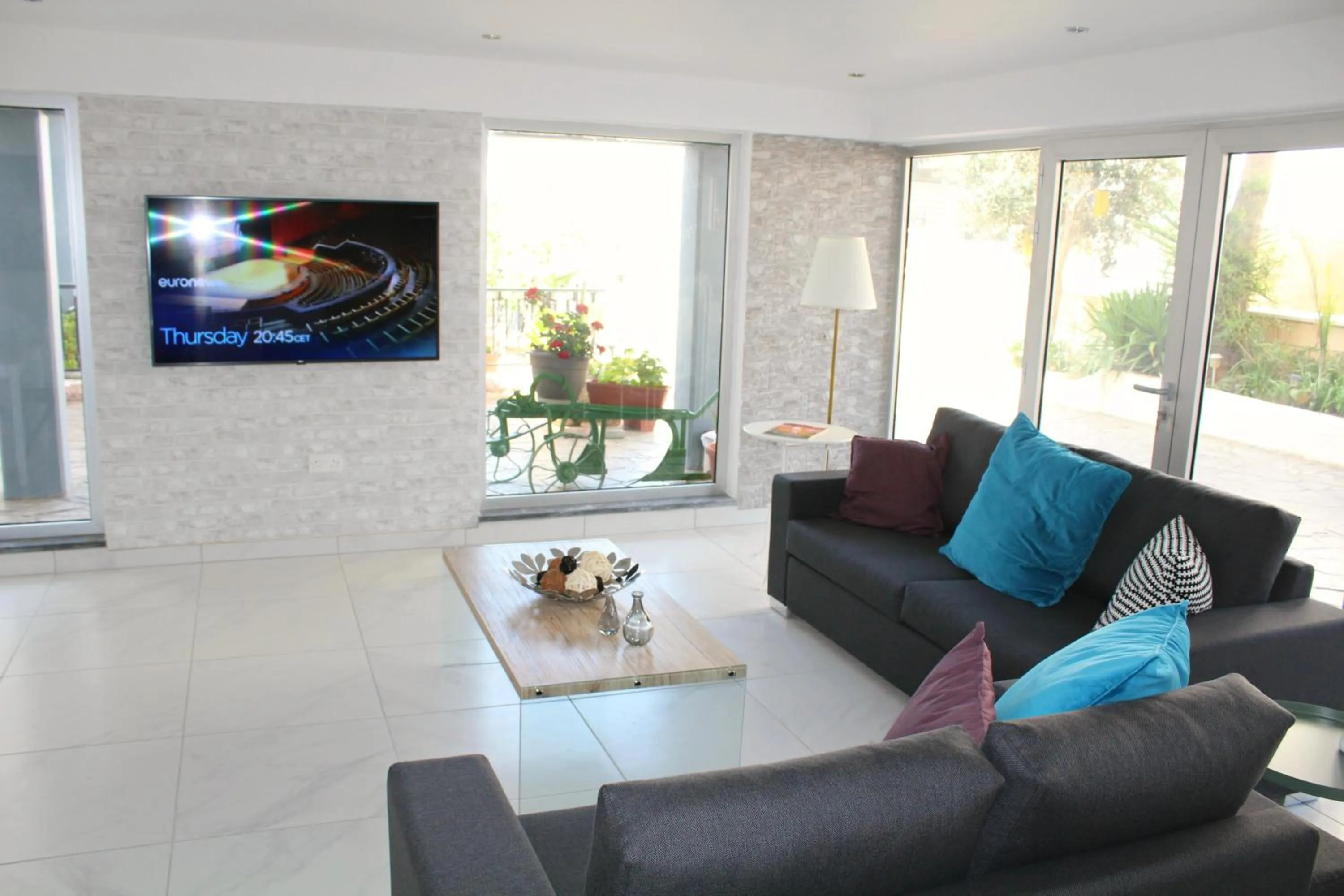 Lobby or reception in Maria Zintili Apartments