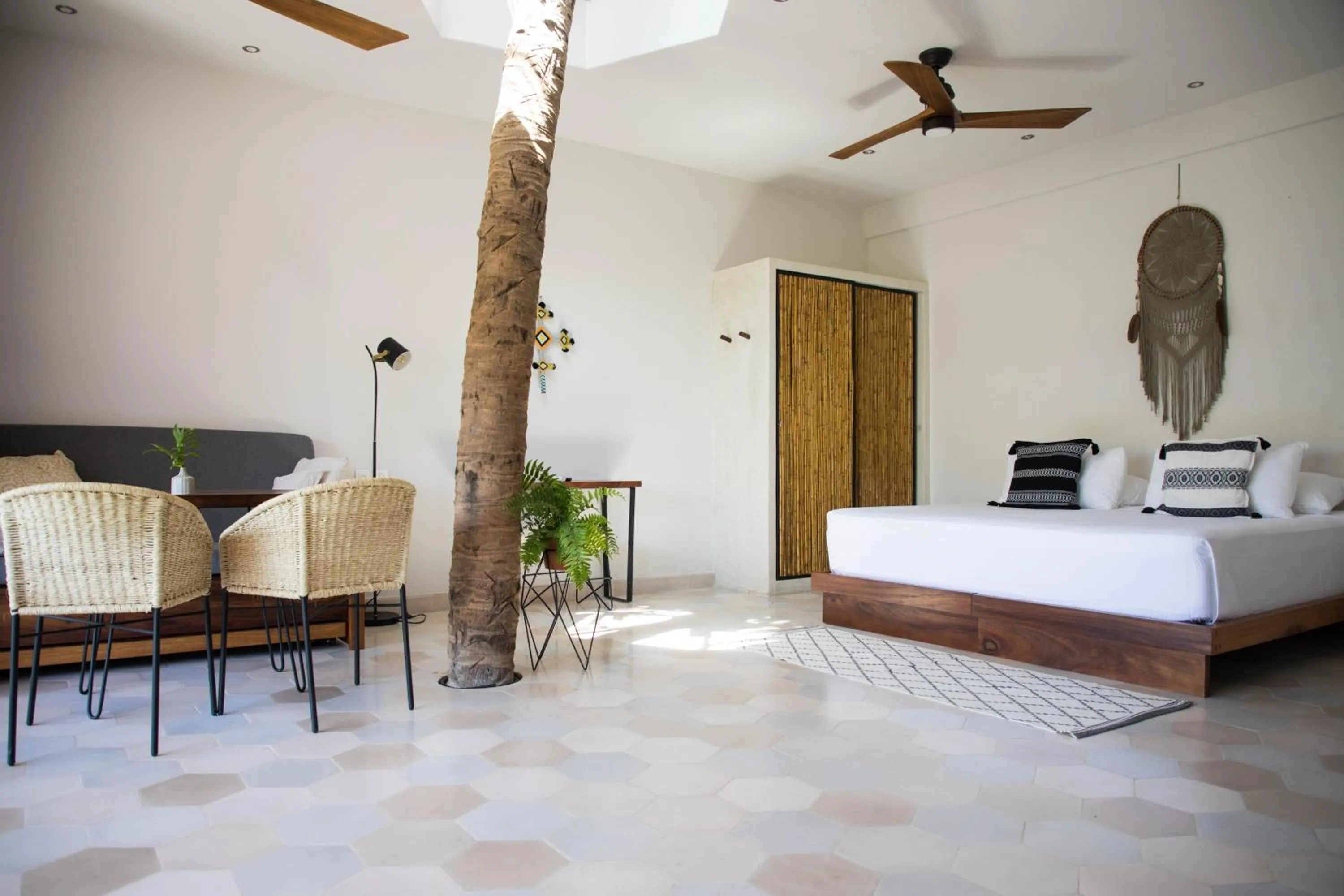 Photo of the whole room, Bed in PAL.MAR Hotel Tropical