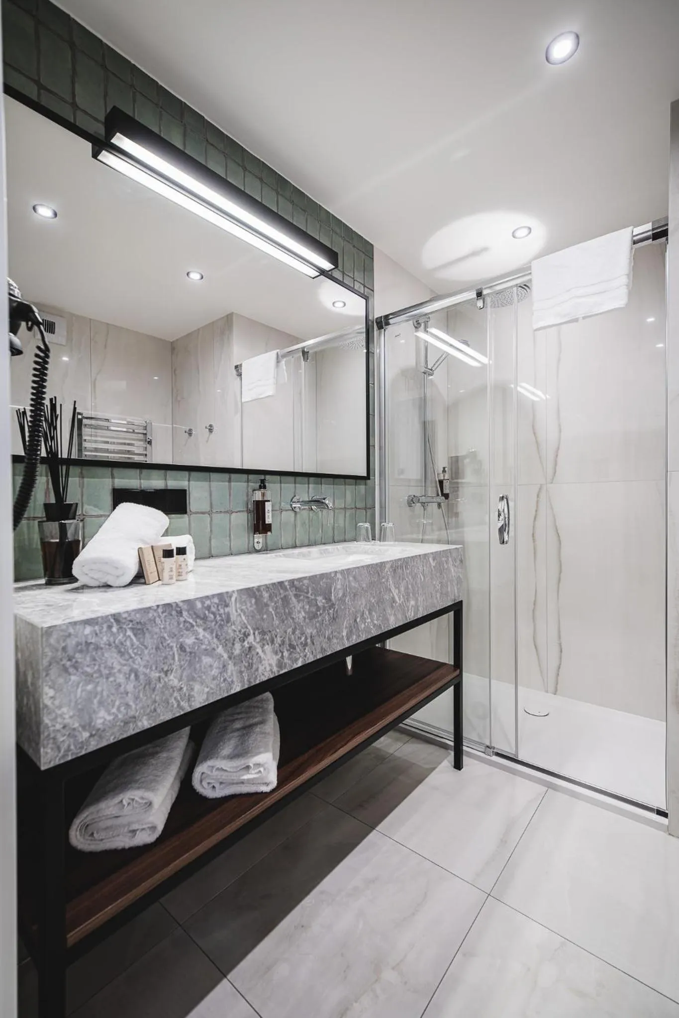 Shower in Apartamenty Sowa Bydgoszcz