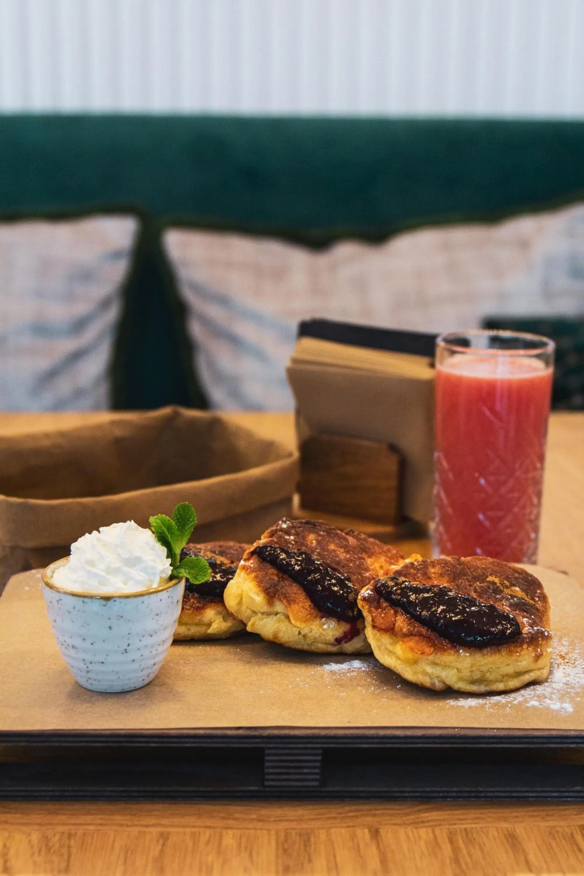 Breakfast in Apartamenty Sowa Bydgoszcz