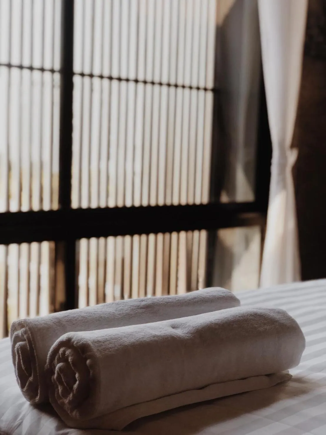 Bed in The LOCAL Ari