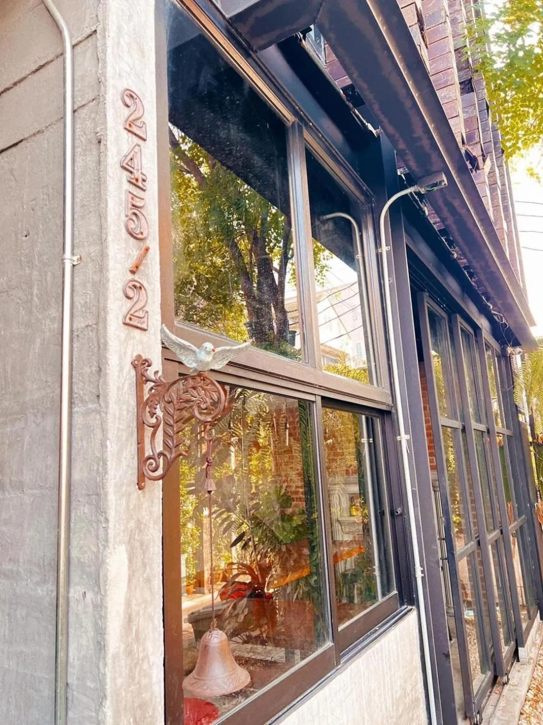 Restaurant/places to eat in The LOCAL Ari