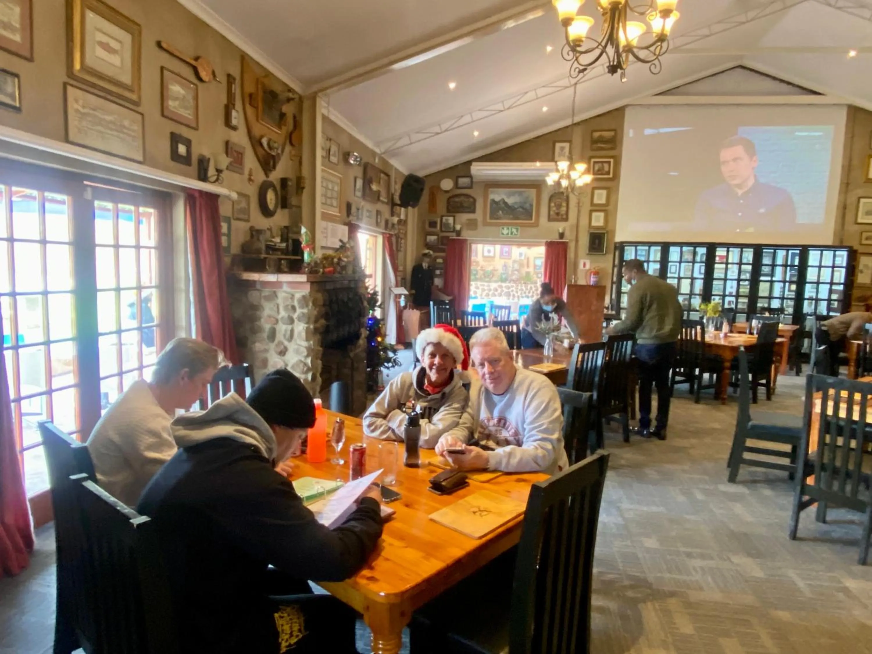 Restaurant/places to eat in Lanseria Country Estate