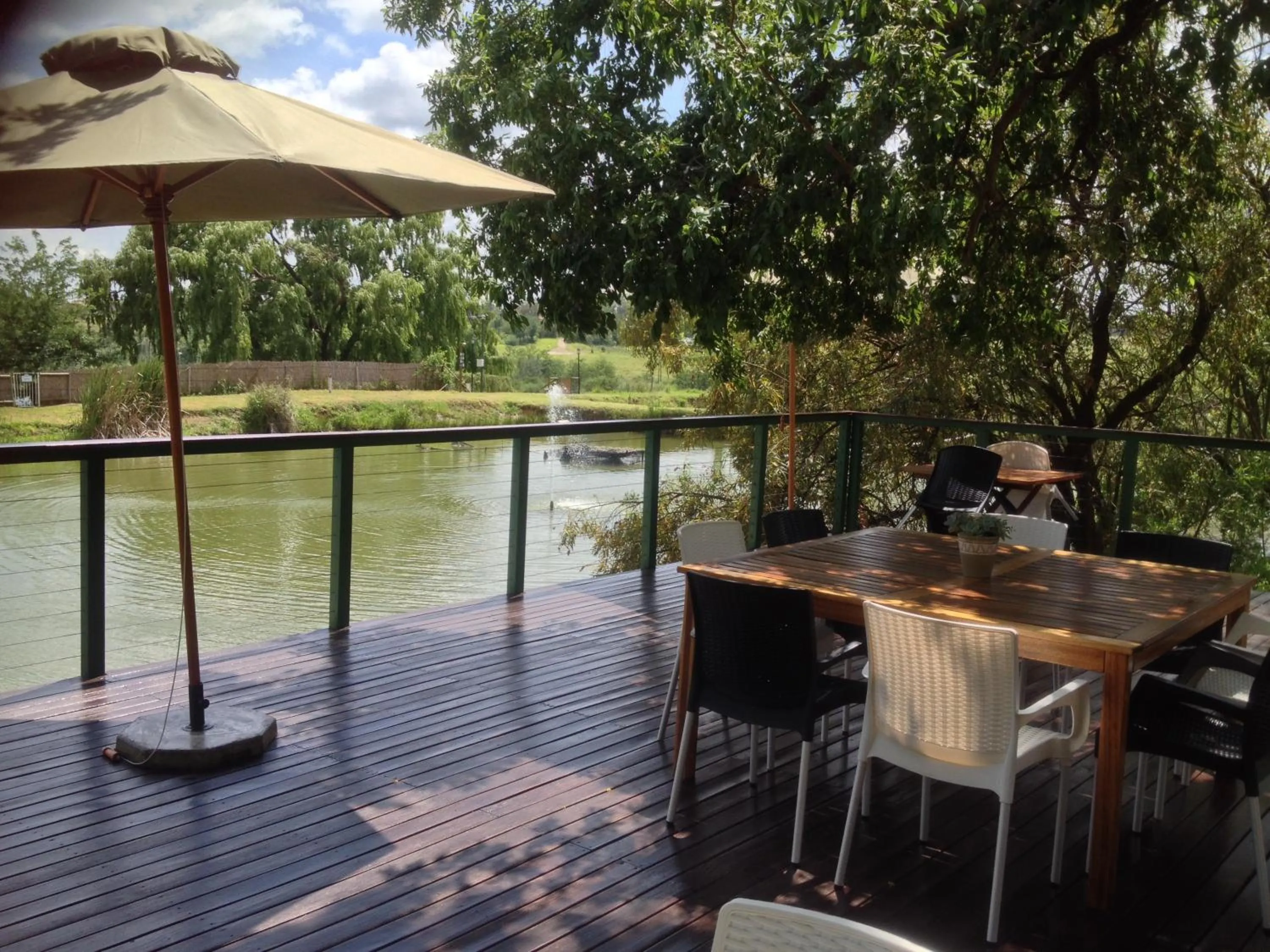 Area and facilities in Lanseria Country Estate