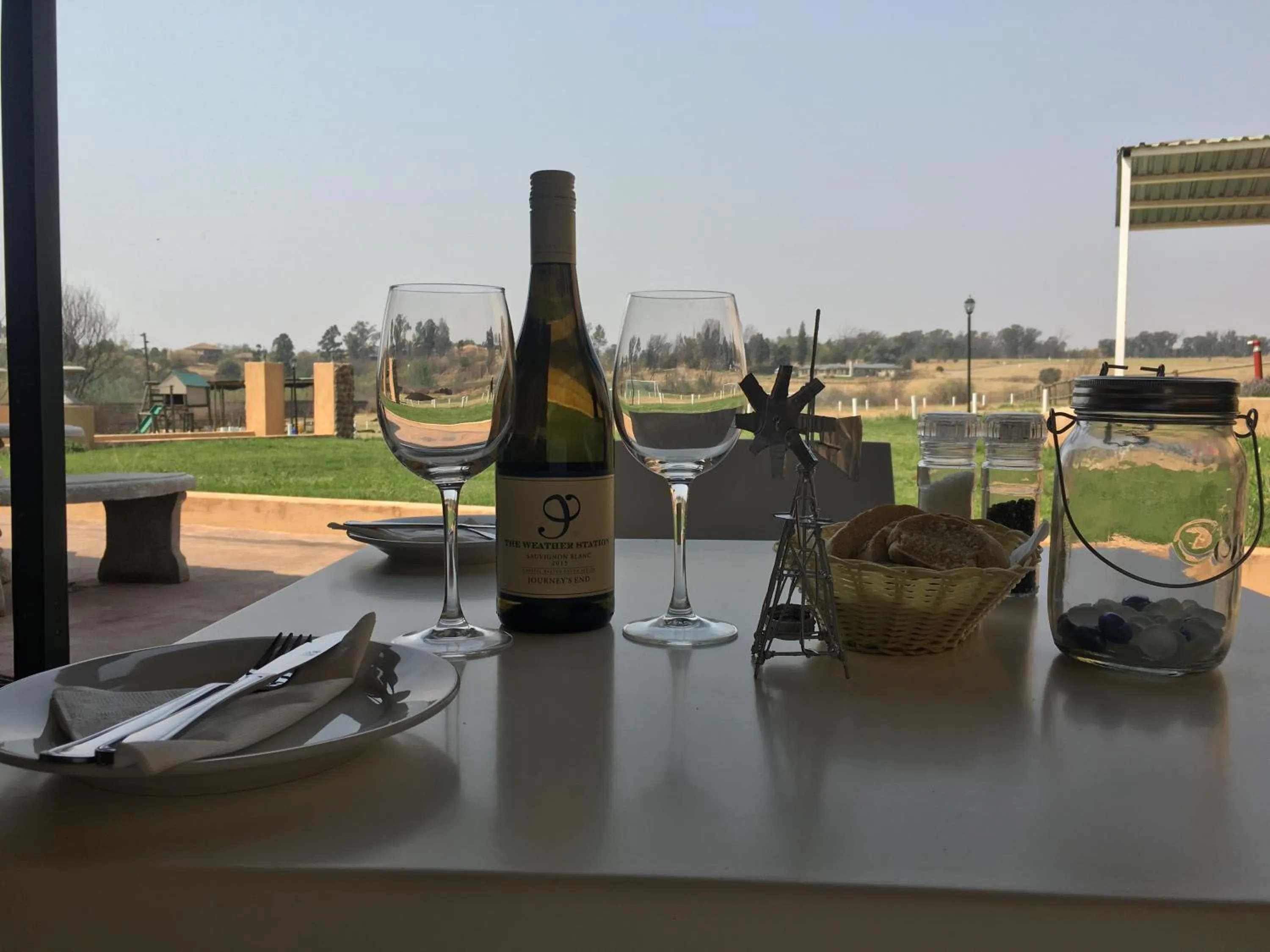 Restaurant/places to eat in Lanseria Country Estate