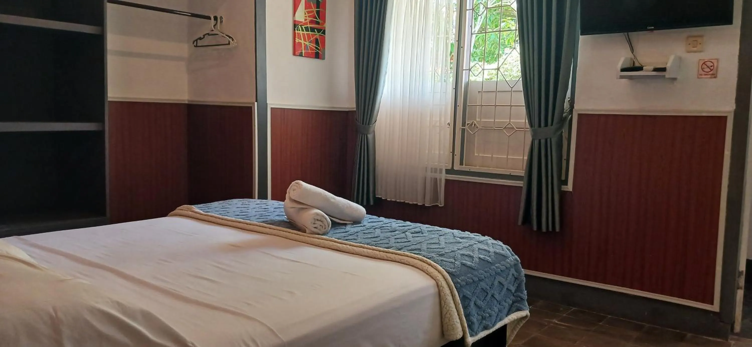 Bedroom, Bed in Dewi Sri Guesthouse