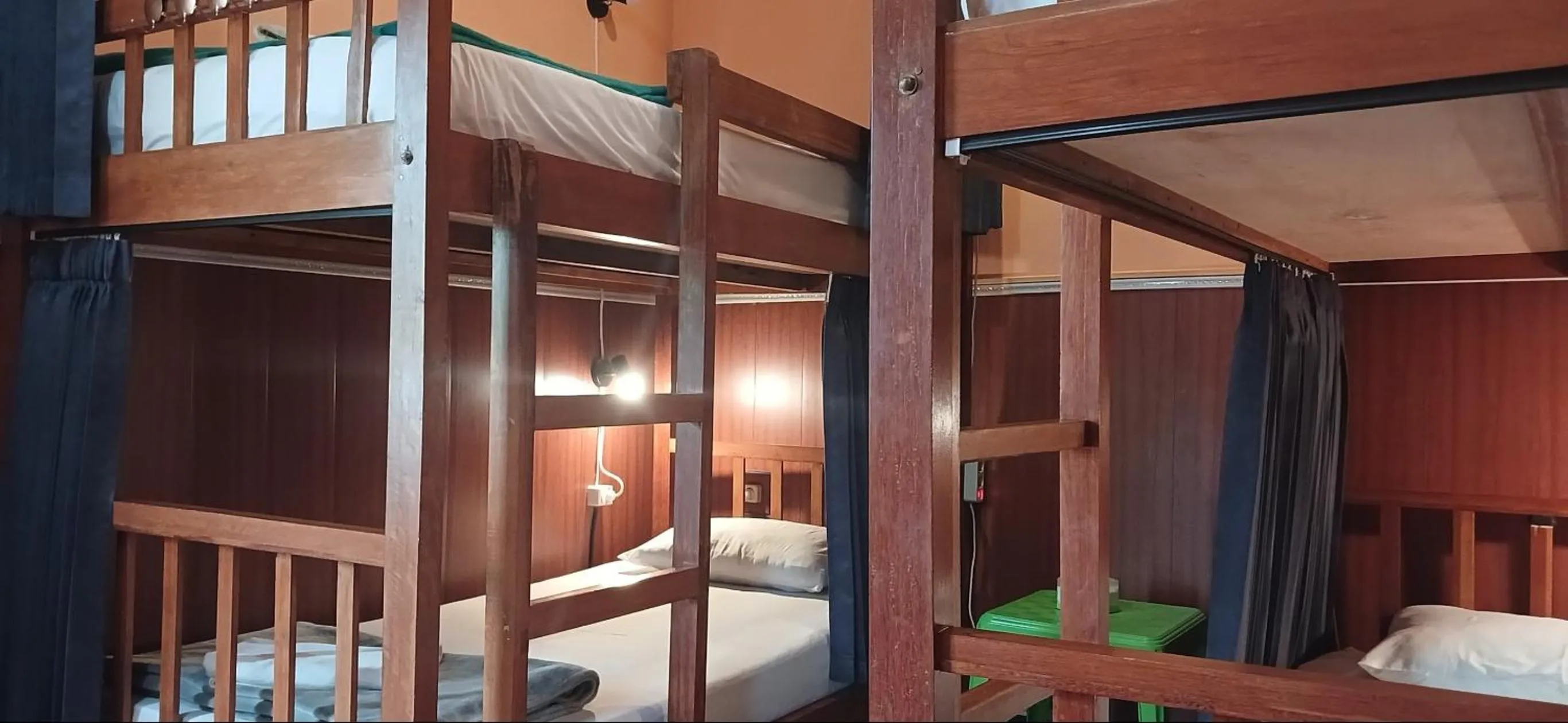 Bedroom, Bed in Dewi Sri Guesthouse