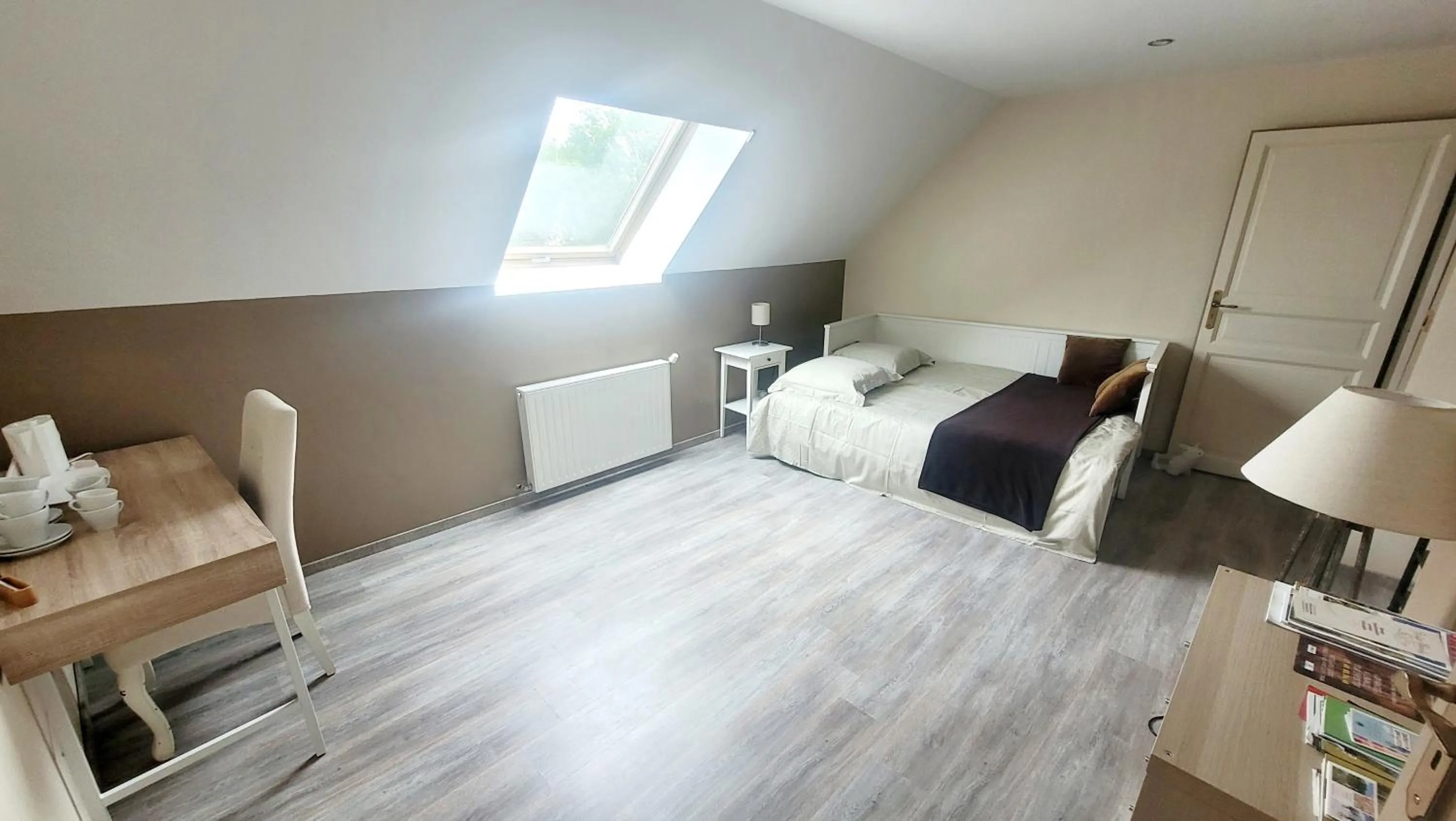 Seating area, Bed in Au Lavoir du Serein "Les Lavandières"