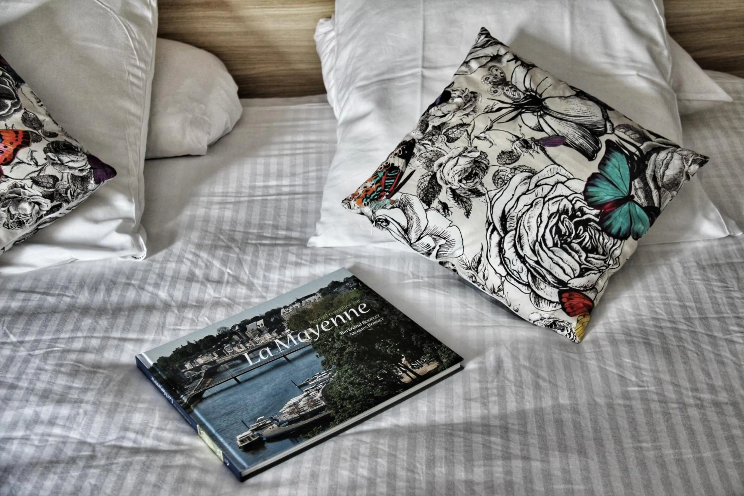 Decorative detail, Bed in Best Western Hotel De Paris