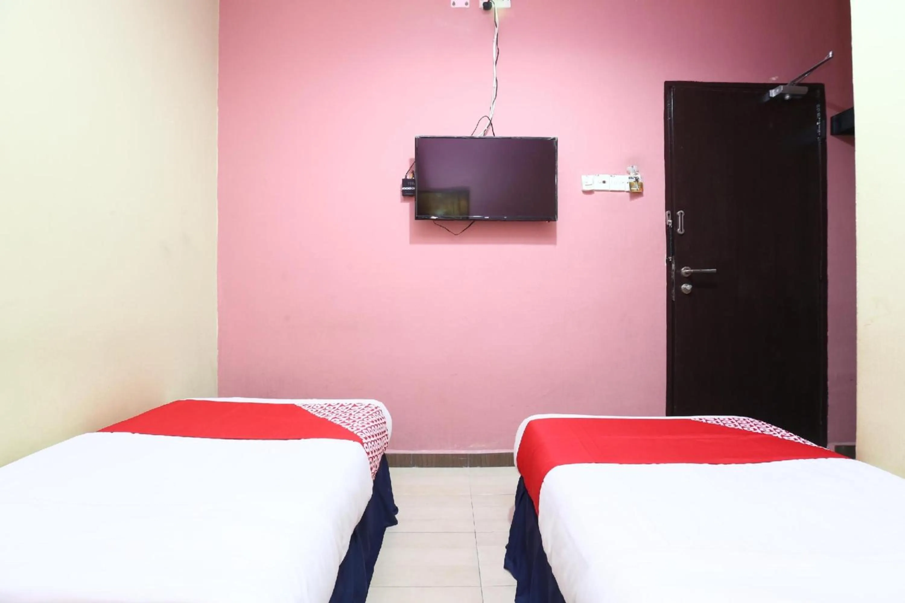 Bedroom, Bed in Hotel O Destiny Riverside Hotel