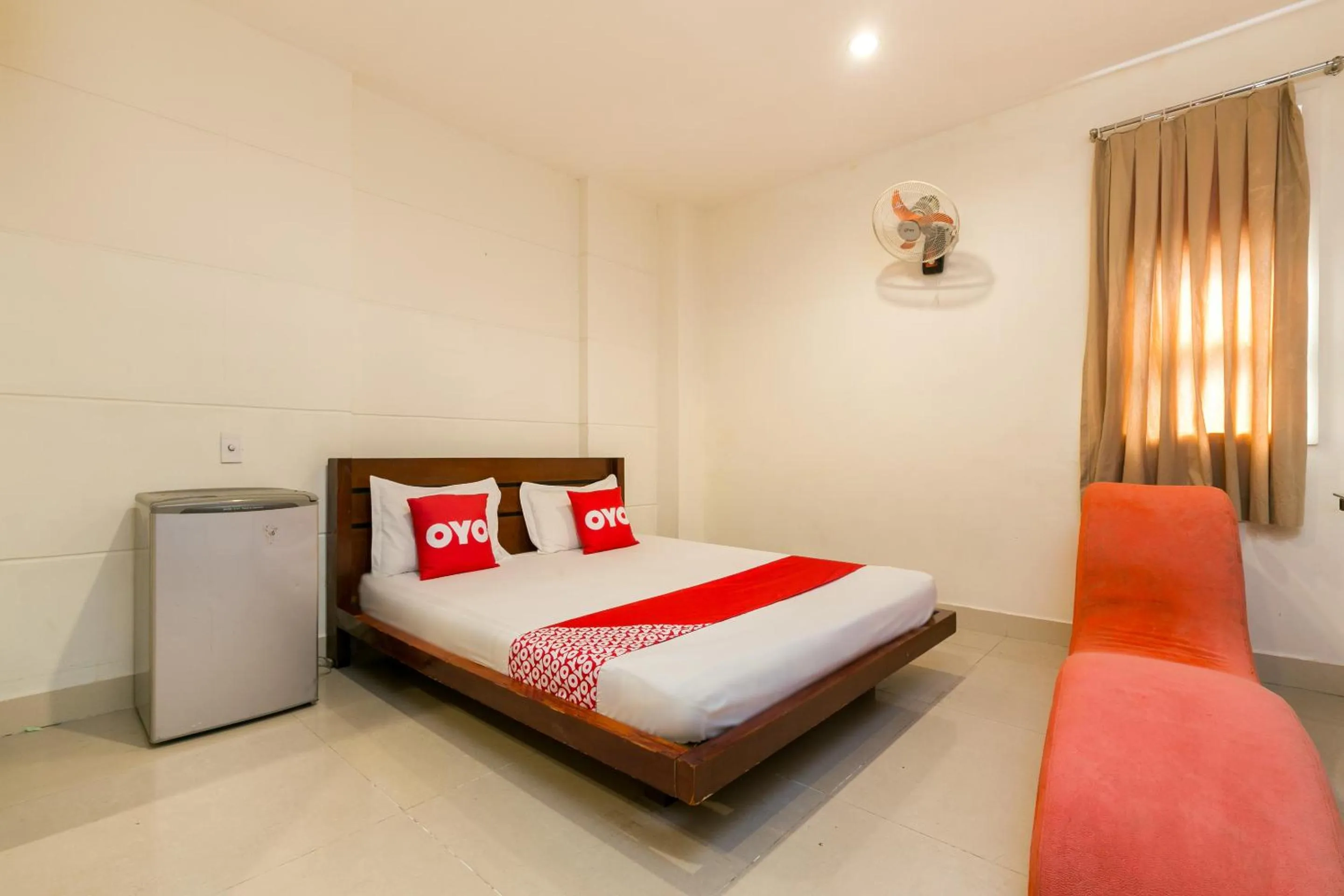 Photo of the whole room, Bed in Hoa My Hotel