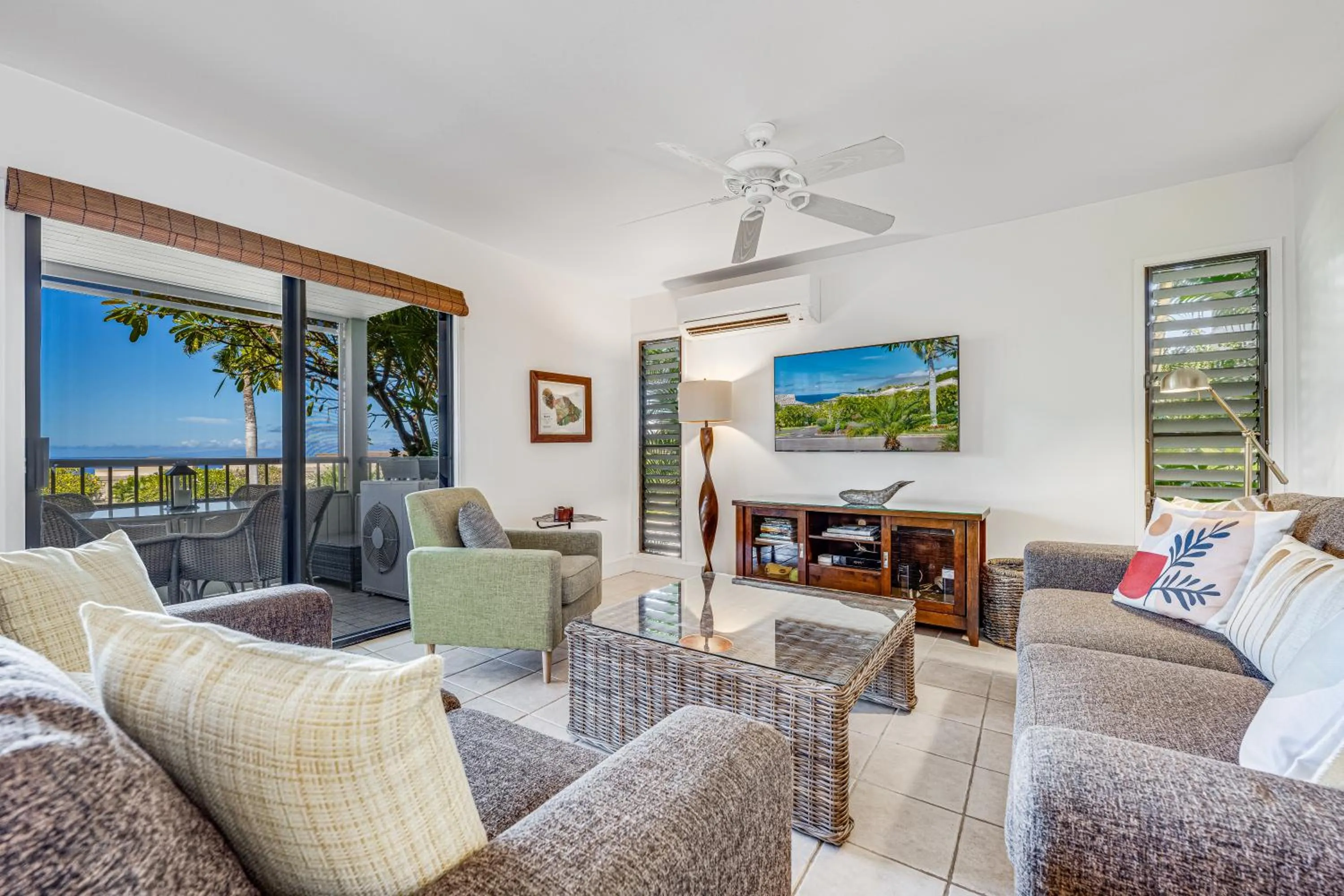 Seating Area in Wailea Ekolu Village - CoralTree Residence Collection