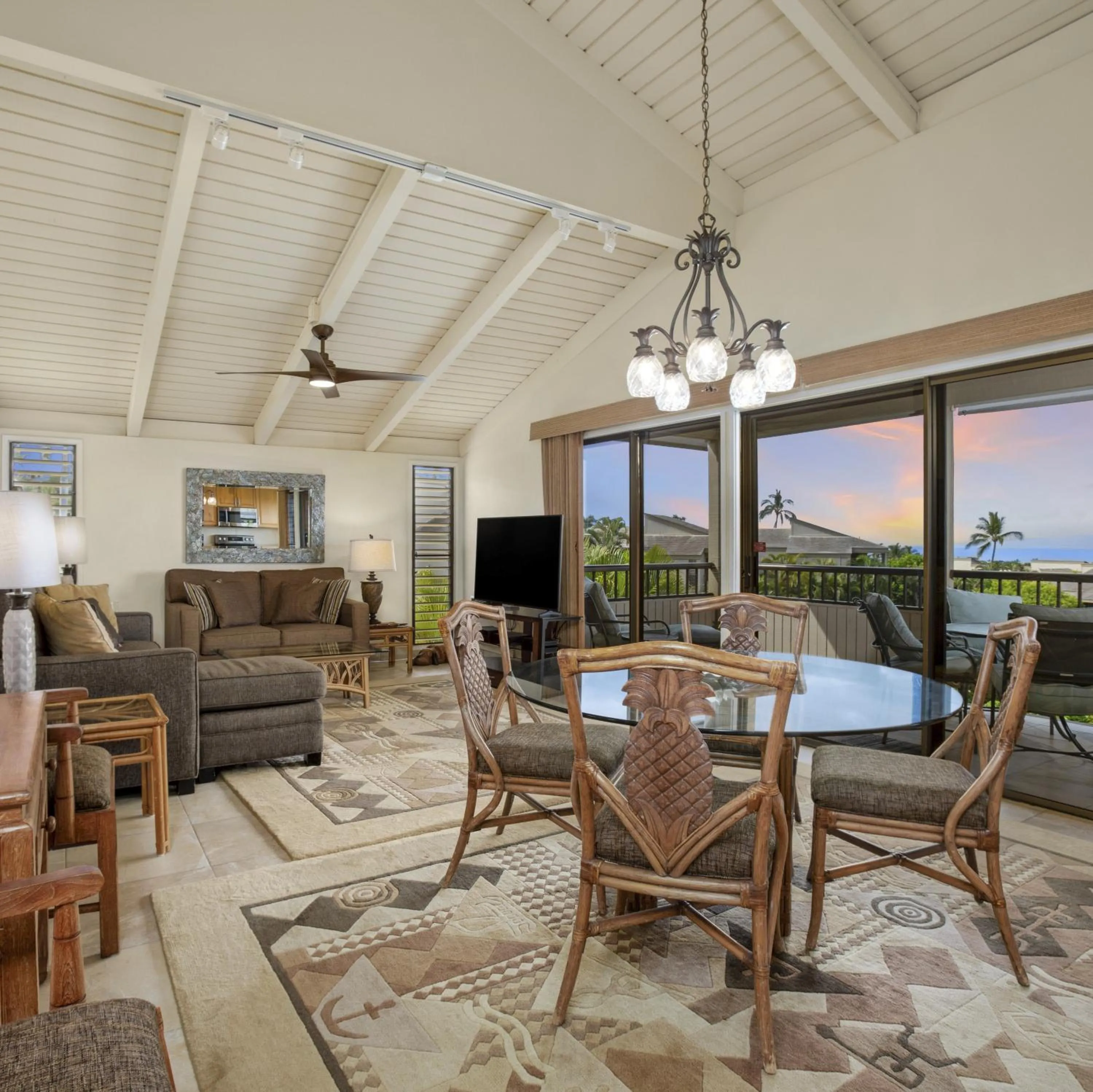 Wailea Ekolu Village - CoralTree Residence Collection