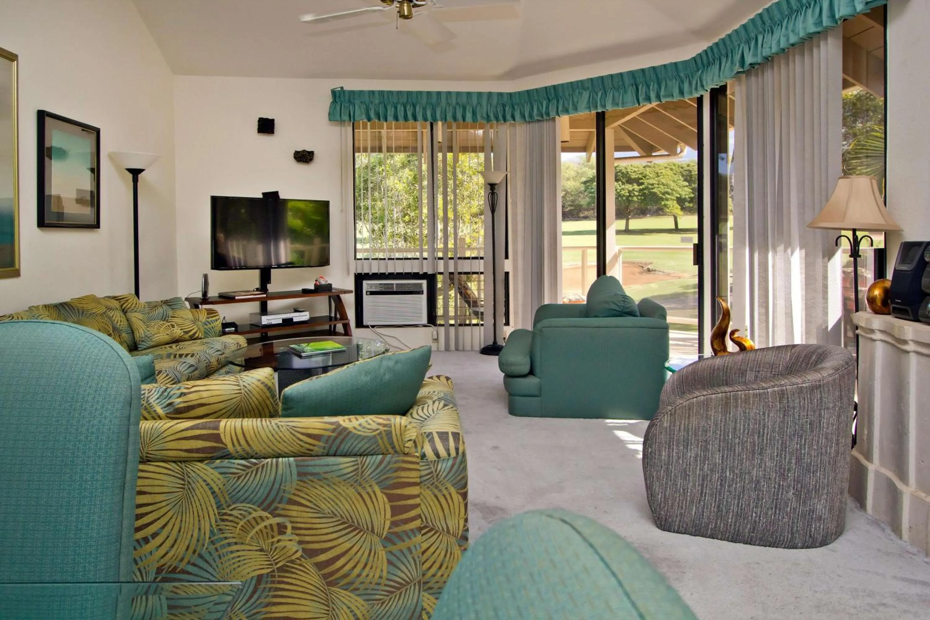 Photo of the whole room in Wailea Grand Champions Villas - CoralTree Residence Collection