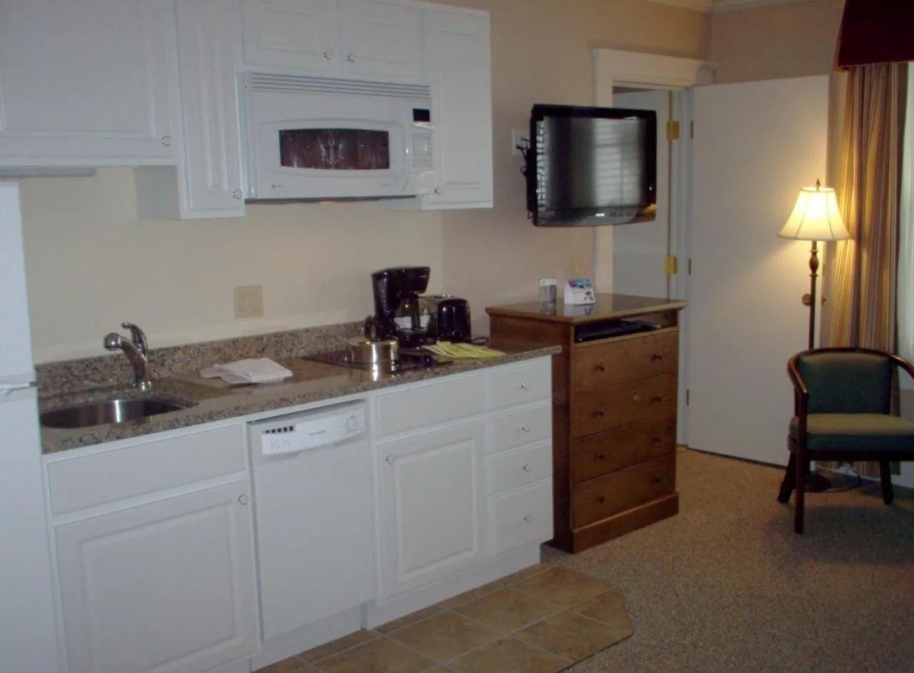Kitchen or kitchenette in Eastern Slope Inn Resort