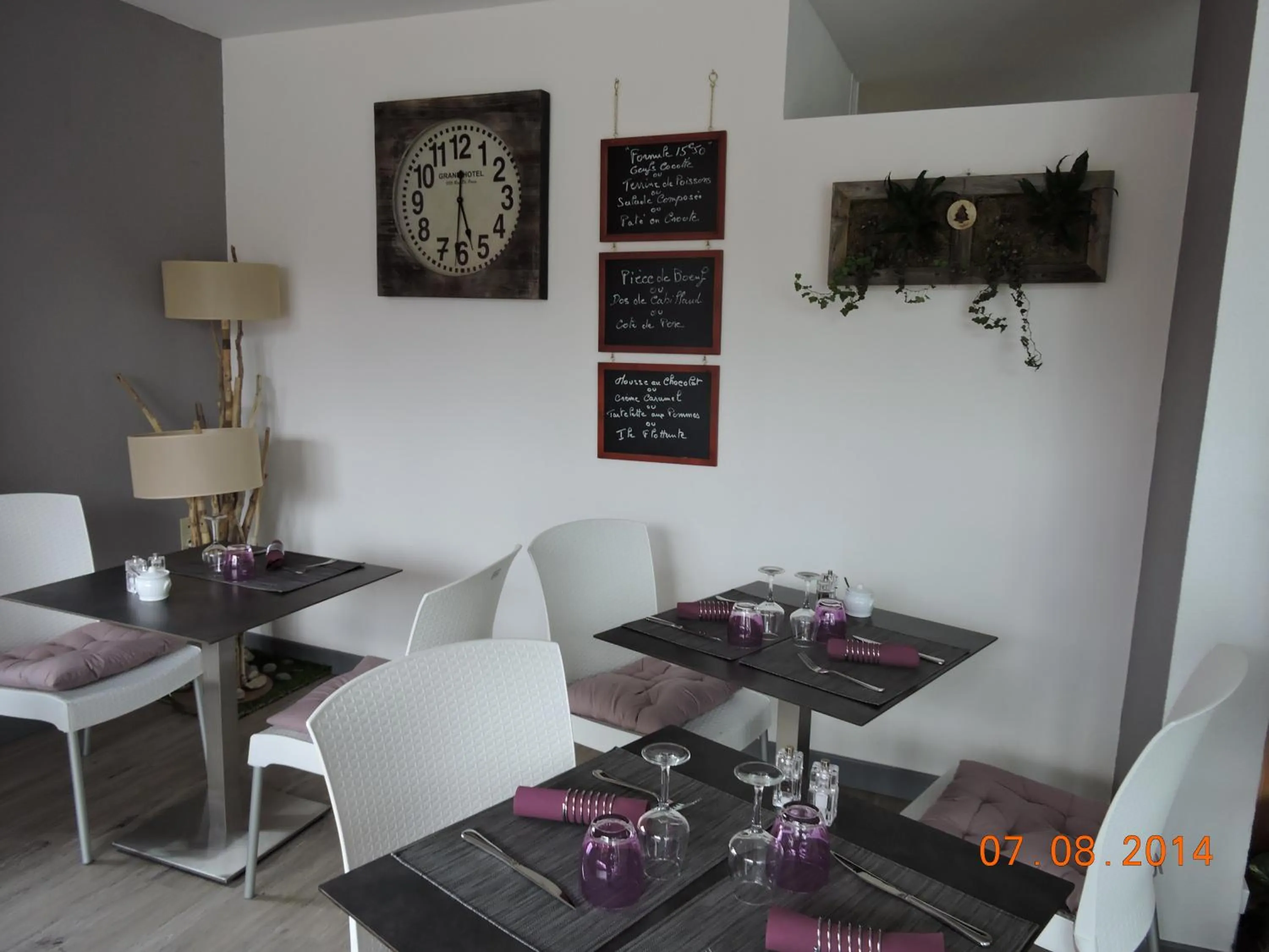 Dining area in Hotel le Foron