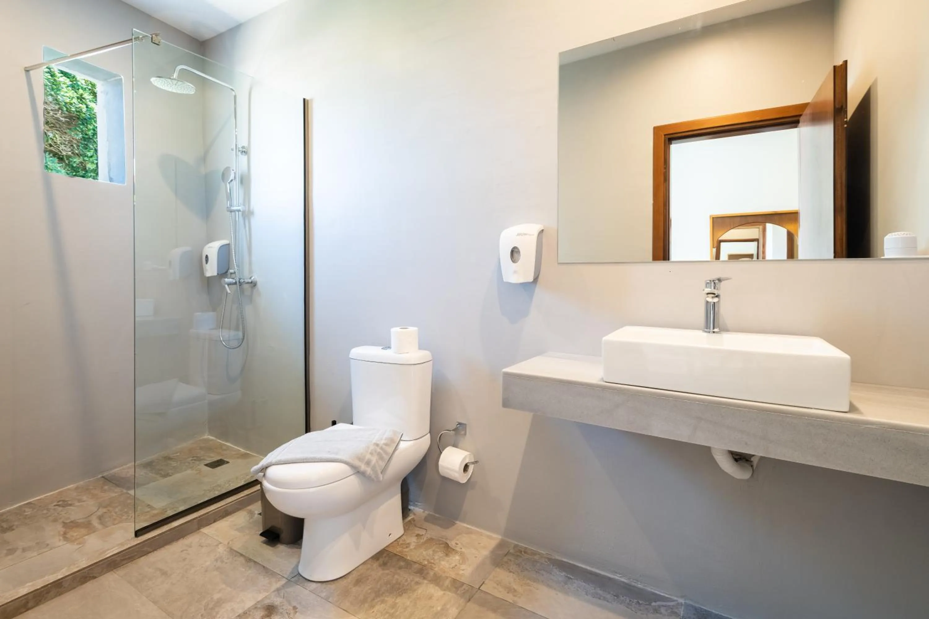 Shower in Musela Studios