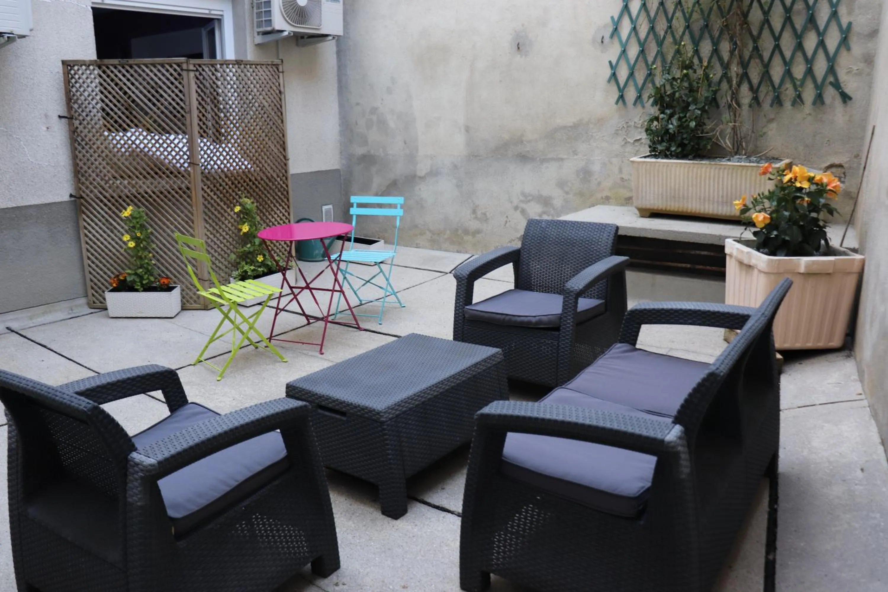 Patio in The Originals City - Hôtel Saint-Martial, Limoges Centre