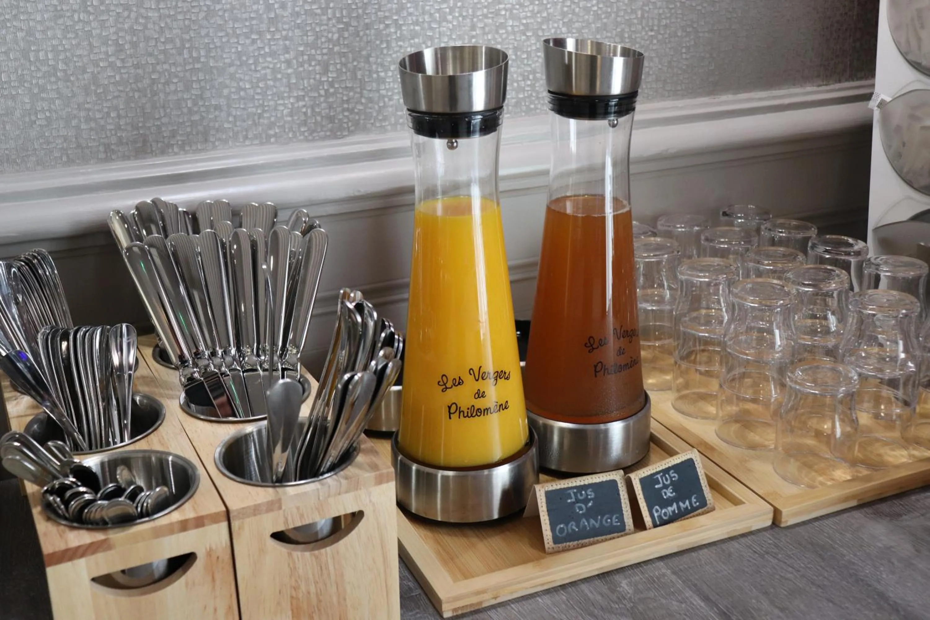 Breakfast in The Originals City - Hôtel Saint-Martial, Limoges Centre