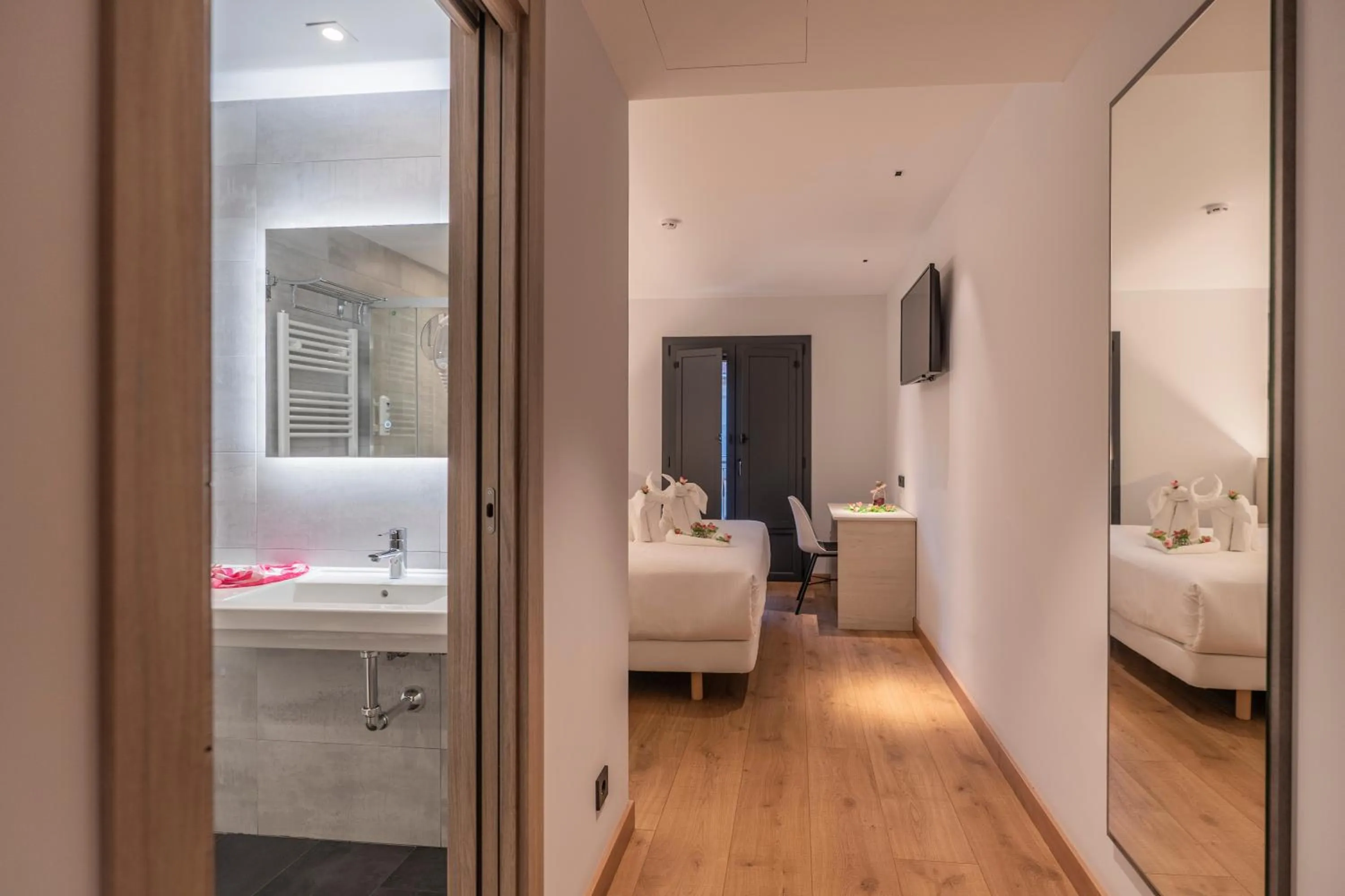 Bed in Hotel NERU con Encanto