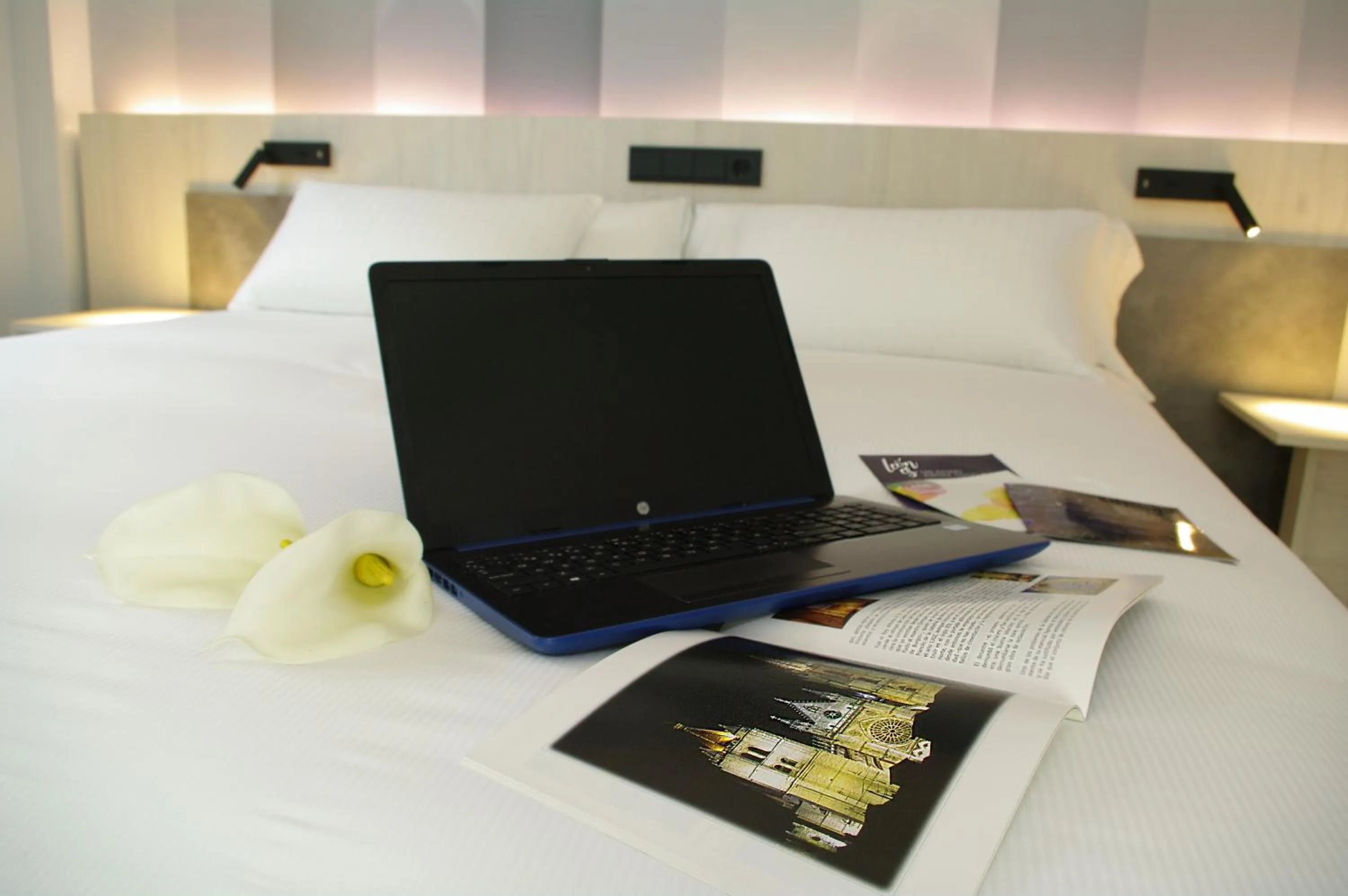 Bed in Hotel NERU con Encanto