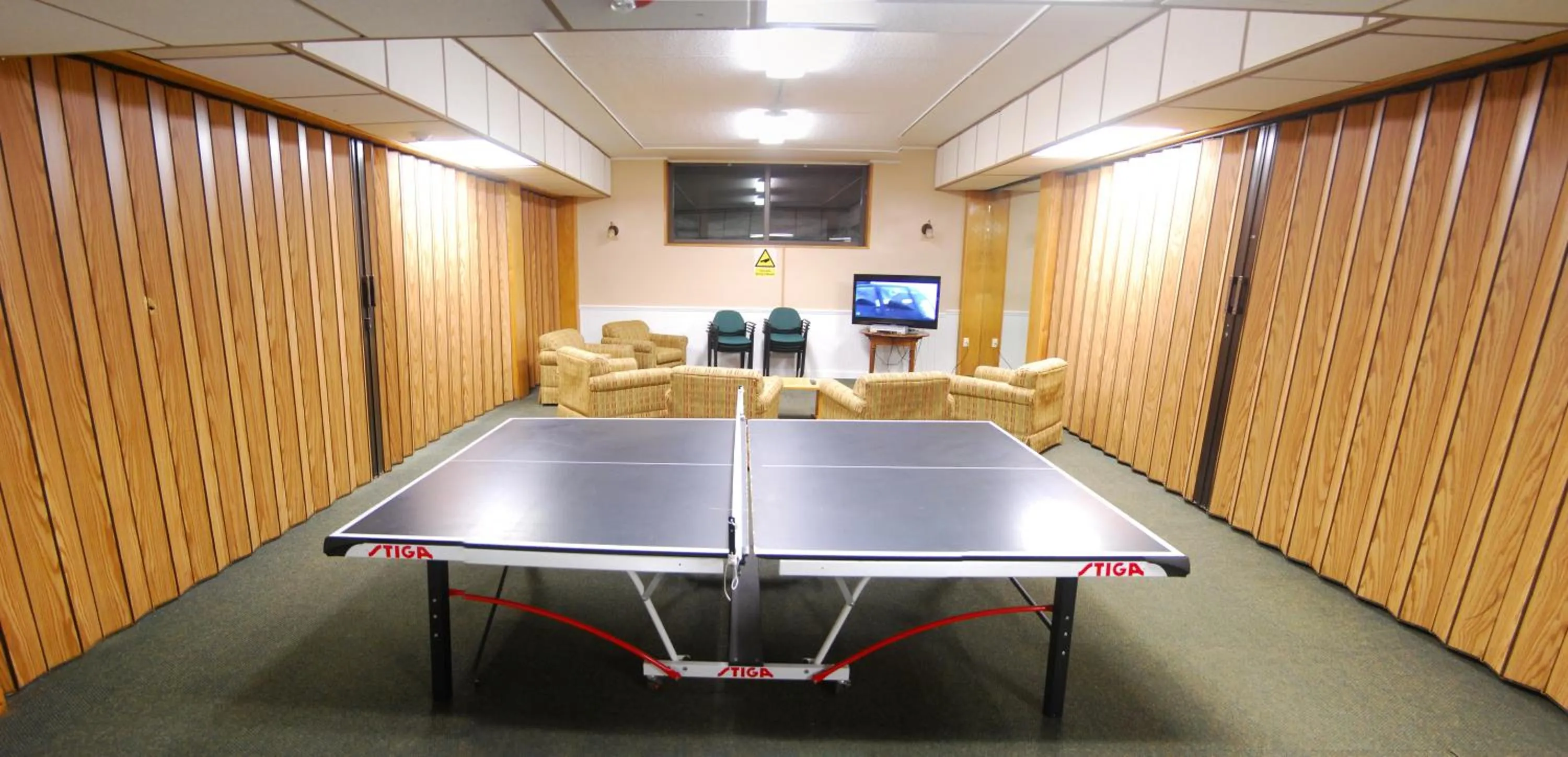 Table tennis in Attitash Mountain Village