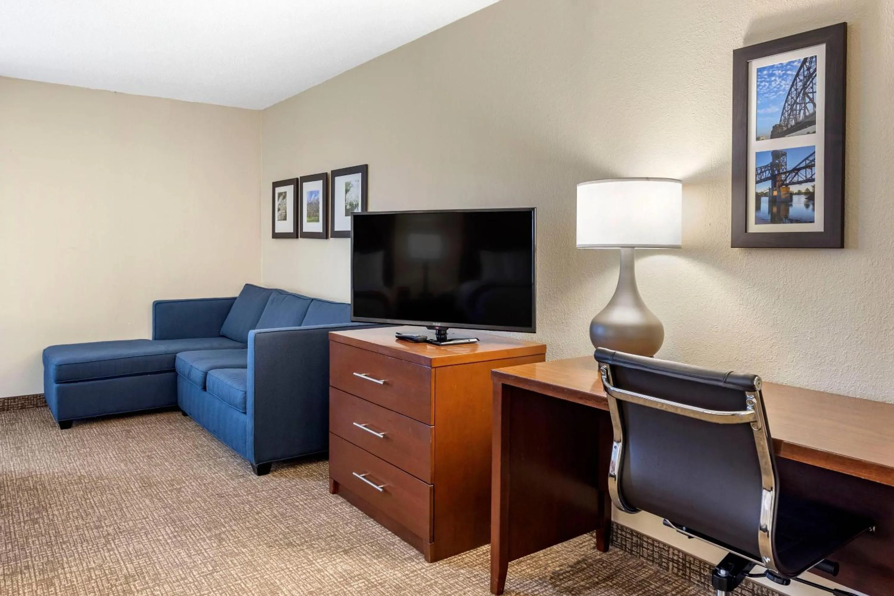 Bedroom in Comfort Inn & Suites Little Rock Airport