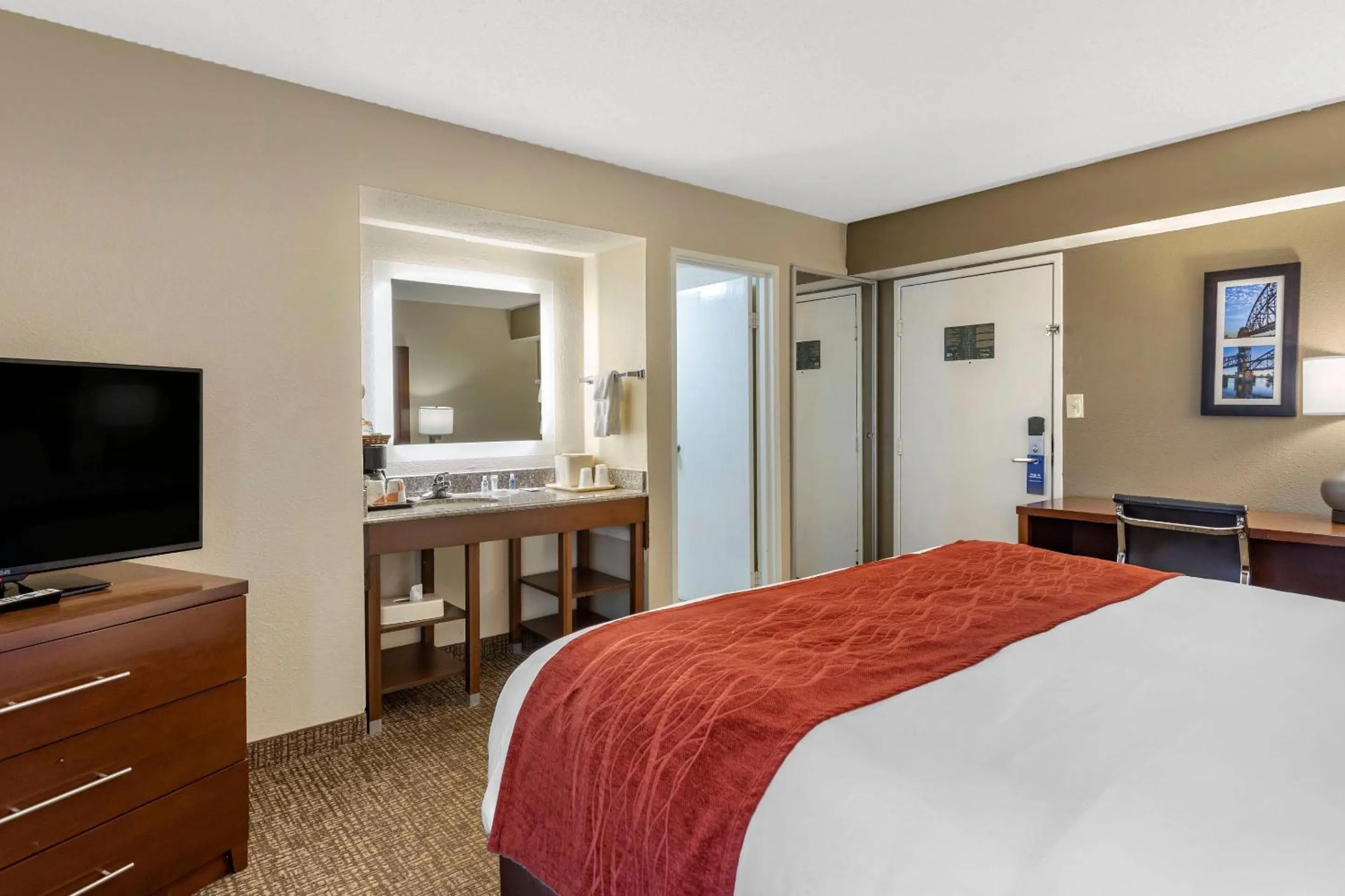 Bedroom, Bed in Comfort Inn & Suites Little Rock Airport